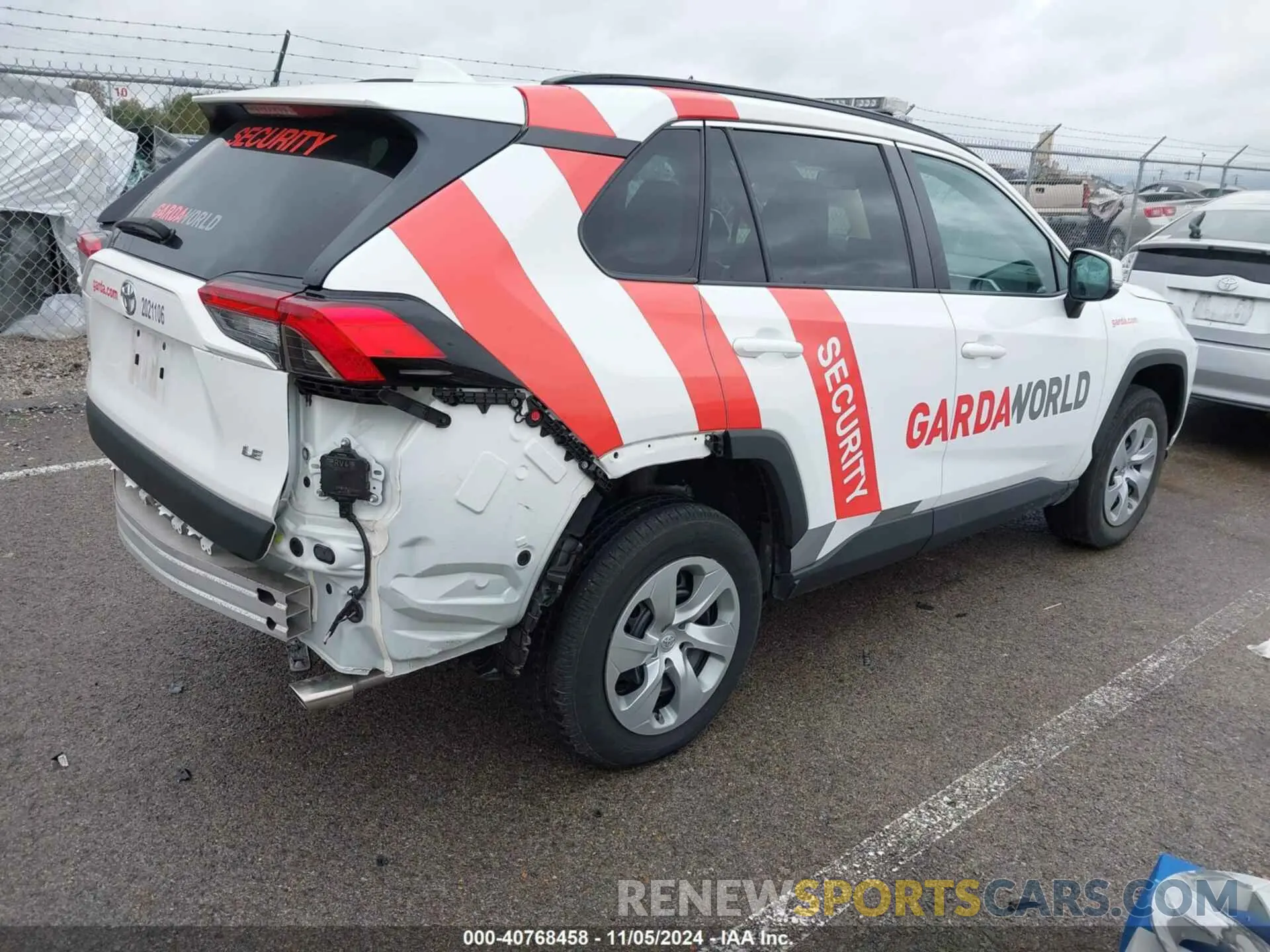 4 Photograph of a damaged car 2T3K1RFV0MC163666 TOYOTA RAV4 2021