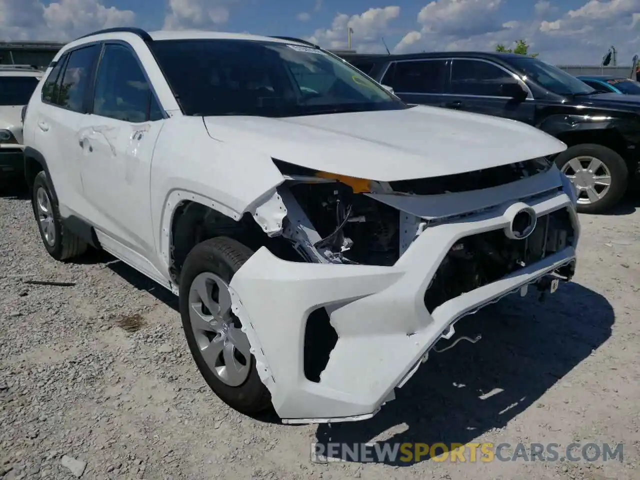 1 Photograph of a damaged car 2T3K1RFV0MW165495 TOYOTA RAV4 2021