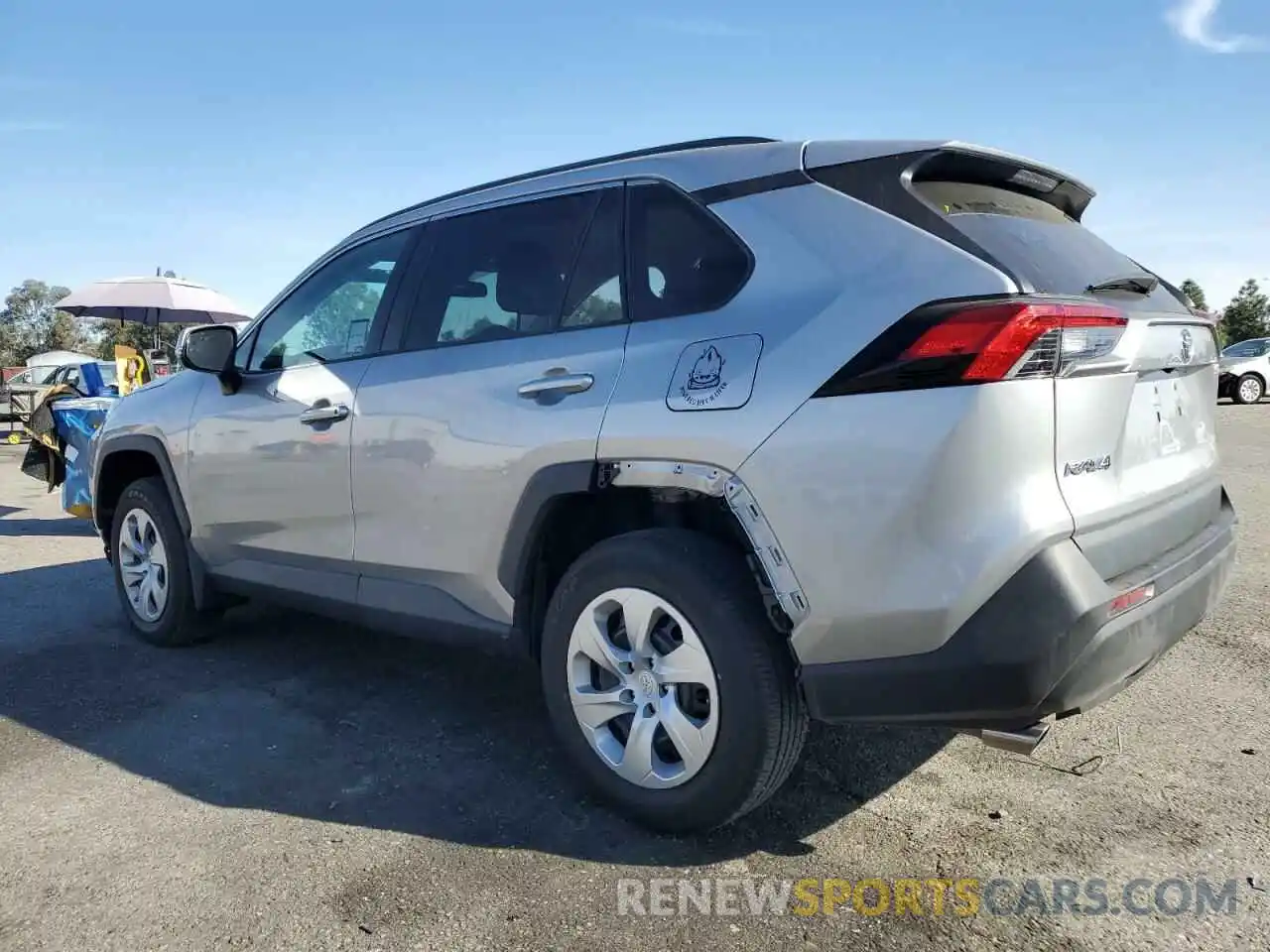 2 Photograph of a damaged car 2T3K1RFV1MC104996 TOYOTA RAV4 2021