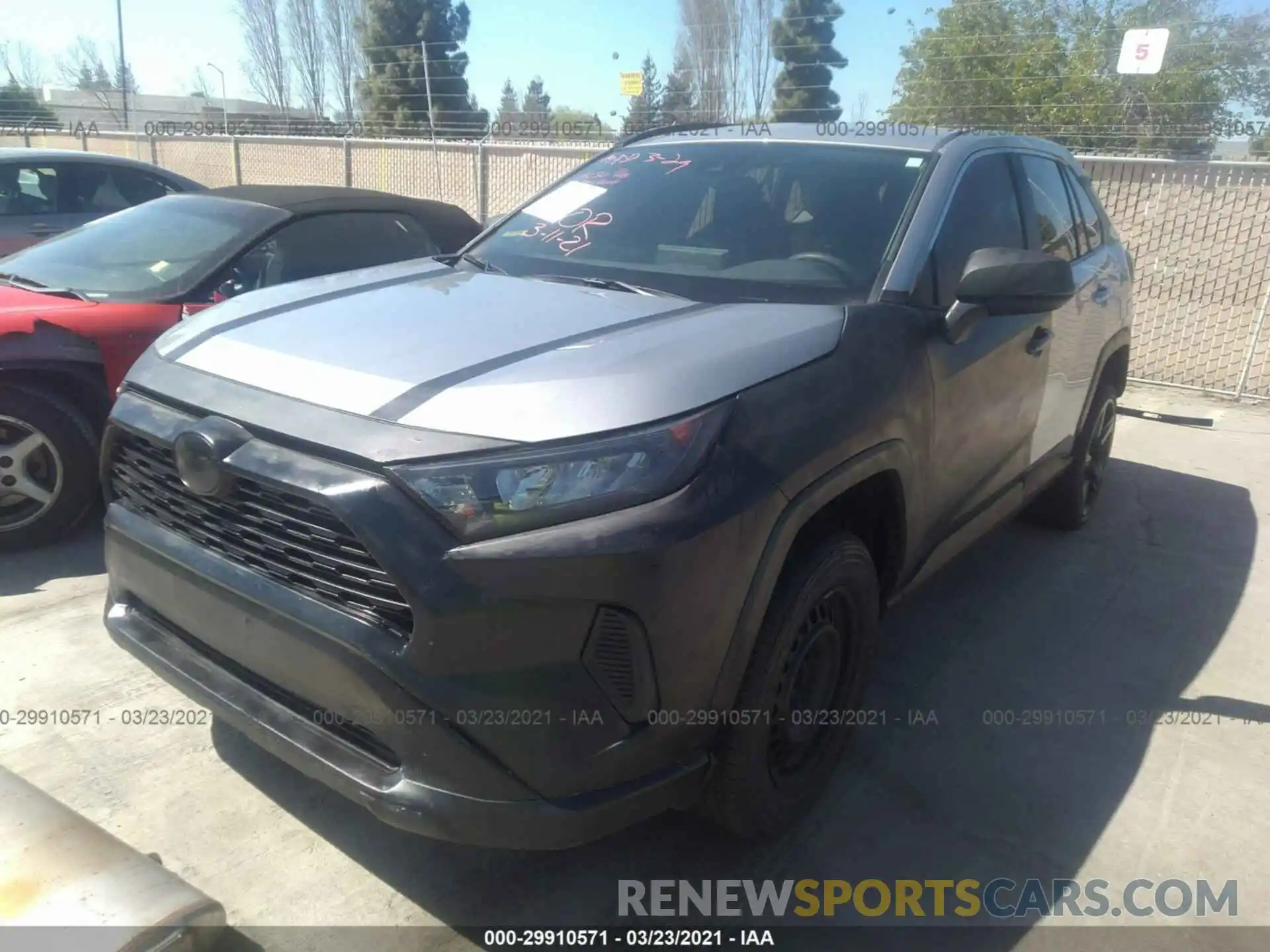 2 Photograph of a damaged car 2T3K1RFV2MC091580 TOYOTA RAV4 2021