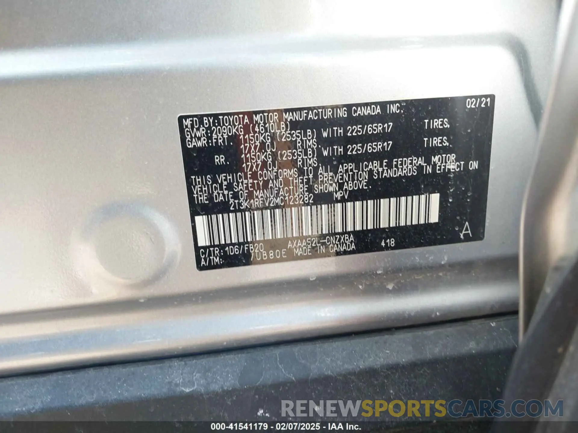 9 Photograph of a damaged car 2T3K1RFV2MC123282 TOYOTA RAV4 2021