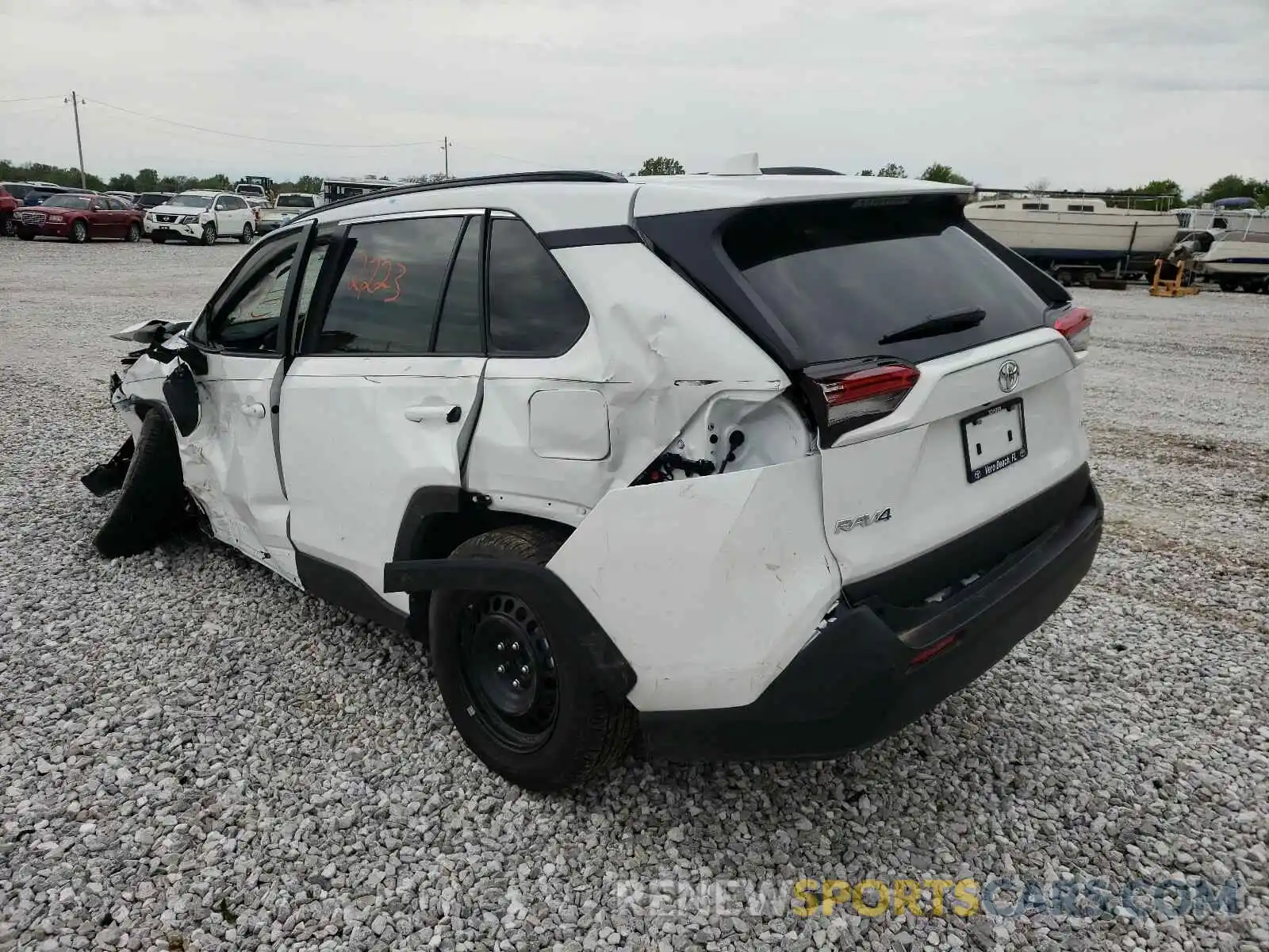 3 Photograph of a damaged car 2T3K1RFV3MC124151 TOYOTA RAV4 2021