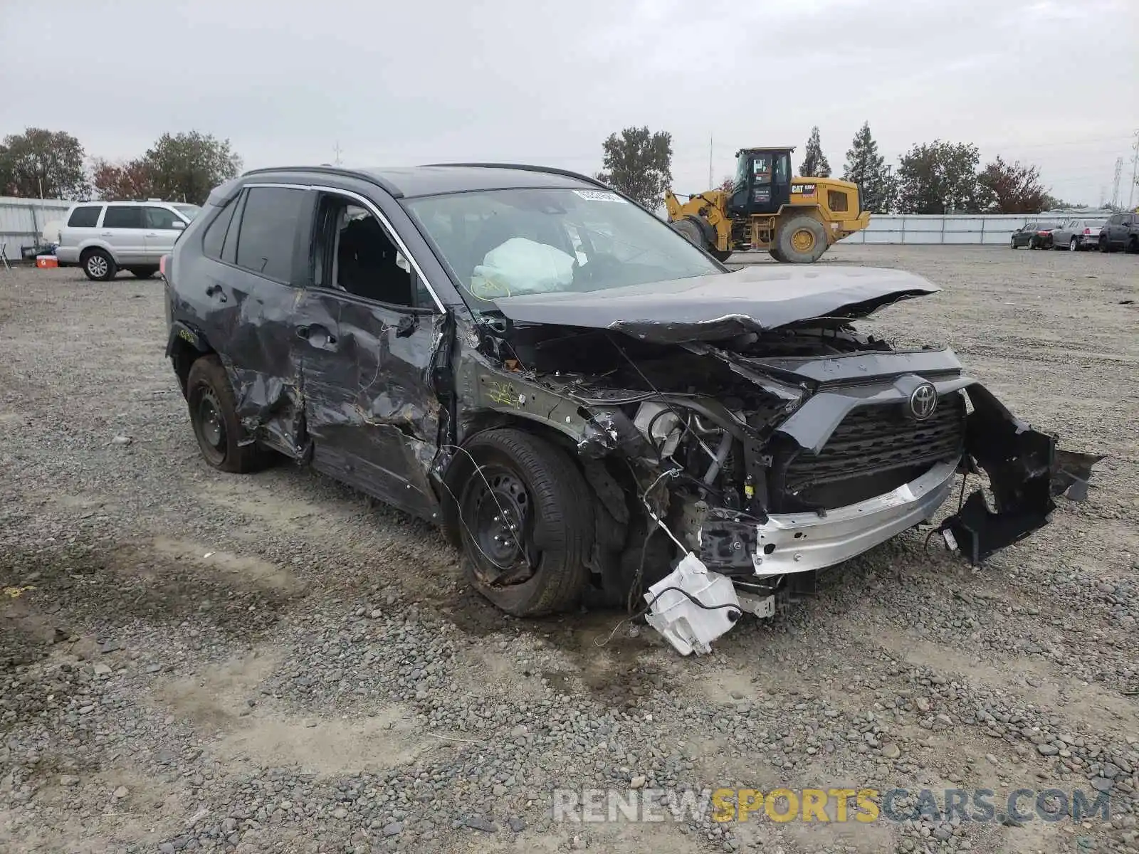 1 Photograph of a damaged car 2T3K1RFV3MC127924 TOYOTA RAV4 2021