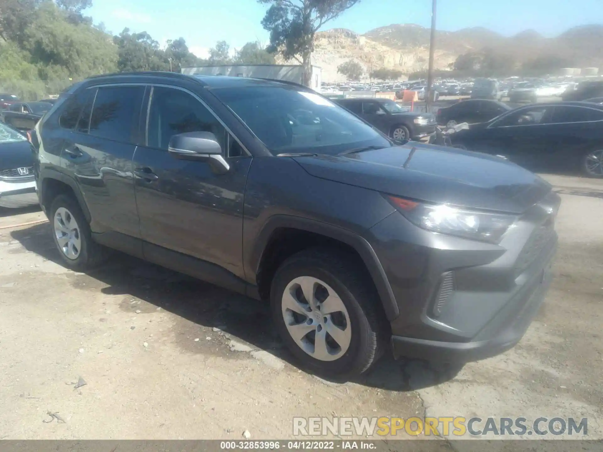 1 Photograph of a damaged car 2T3K1RFV4MC098756 TOYOTA RAV4 2021