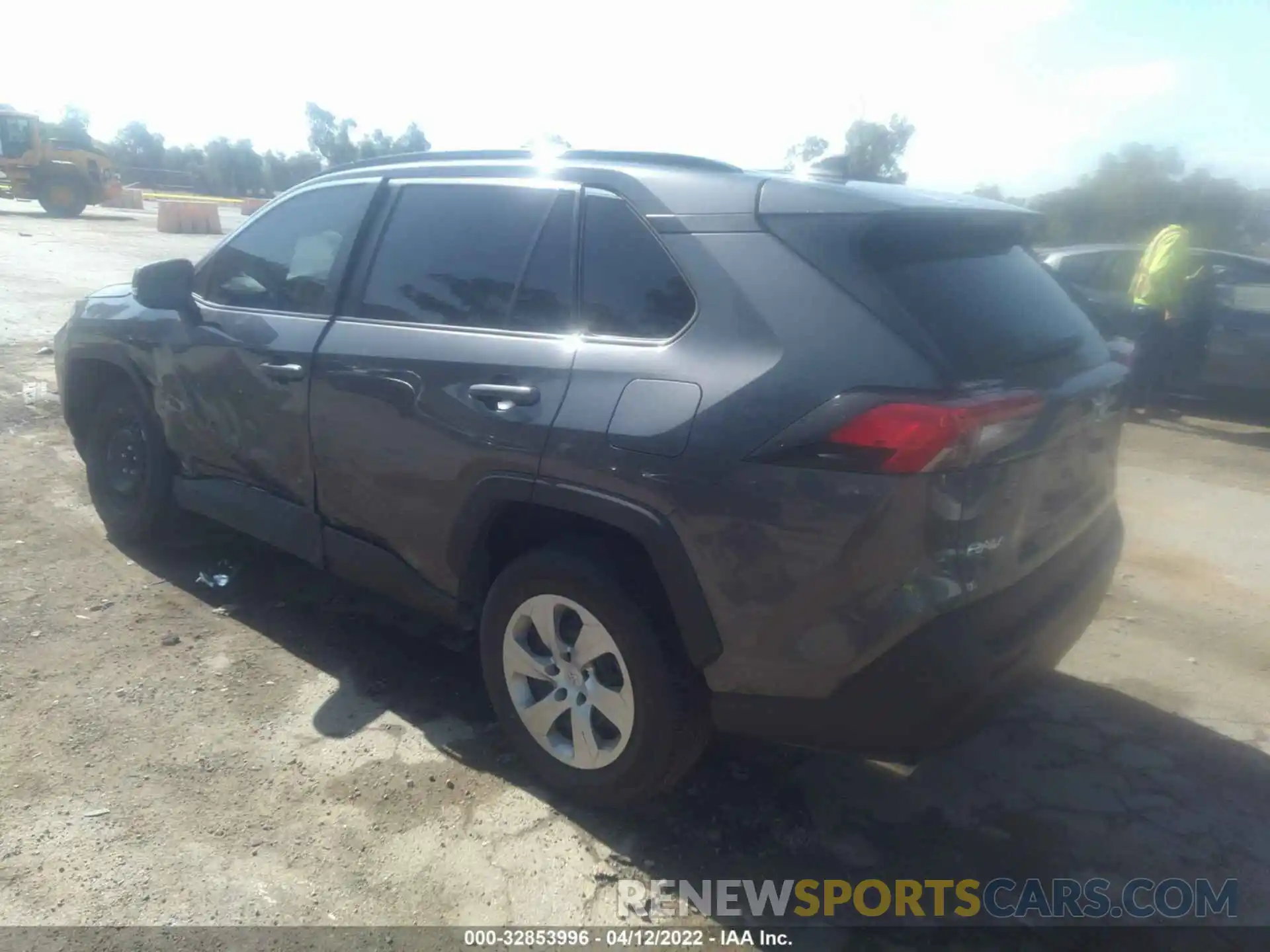 3 Photograph of a damaged car 2T3K1RFV4MC098756 TOYOTA RAV4 2021