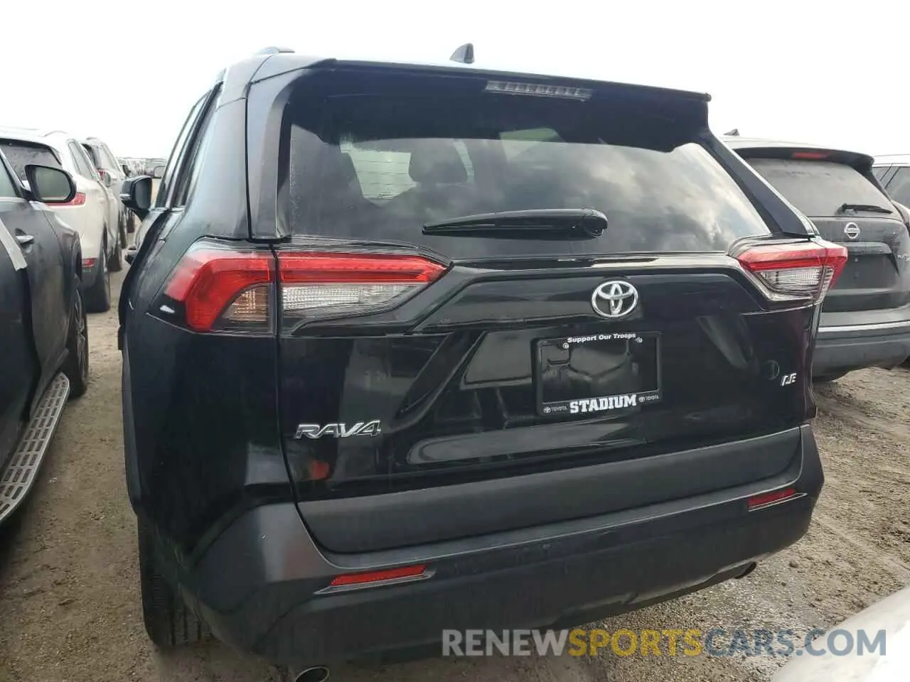 6 Photograph of a damaged car 2T3K1RFV4MC103275 TOYOTA RAV4 2021