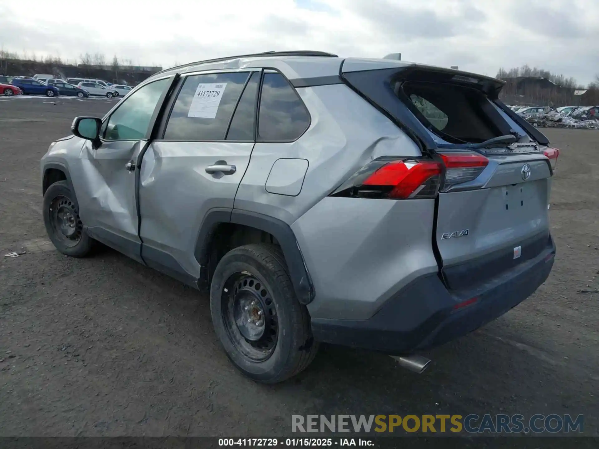 3 Photograph of a damaged car 2T3K1RFV8MC134724 TOYOTA RAV4 2021