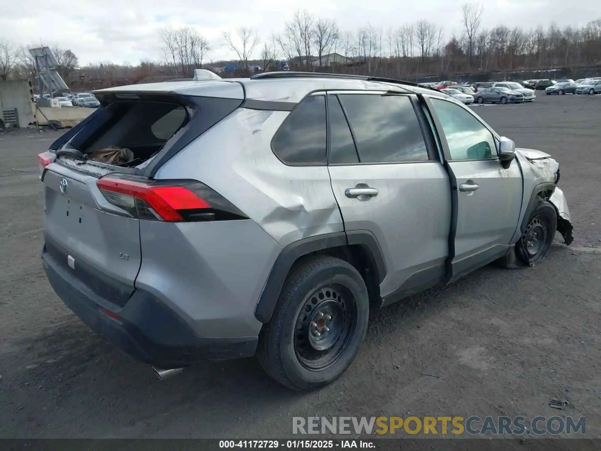 4 Photograph of a damaged car 2T3K1RFV8MC134724 TOYOTA RAV4 2021