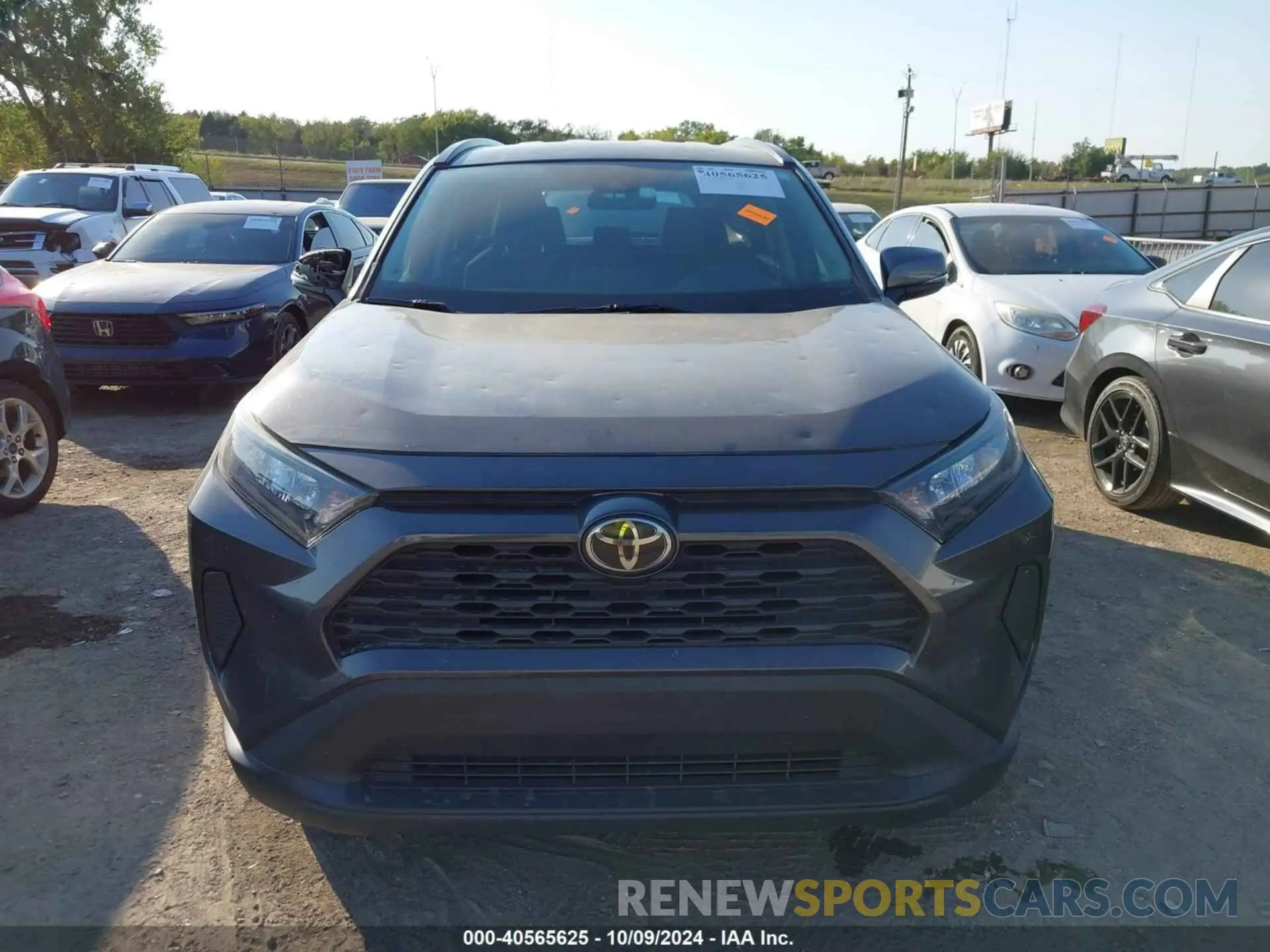 12 Photograph of a damaged car 2T3K1RFV8MW122569 TOYOTA RAV4 2021