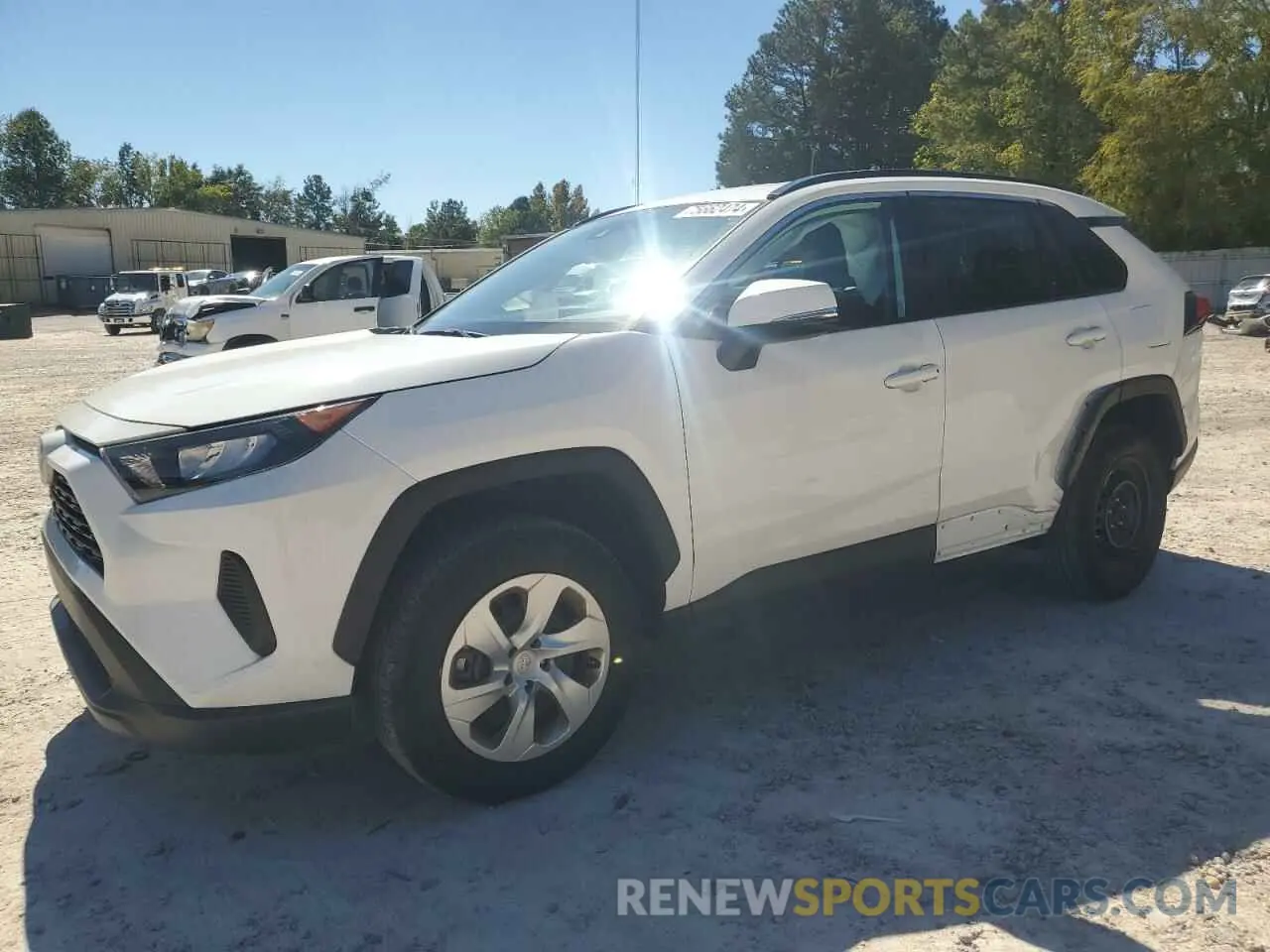 1 Photograph of a damaged car 2T3K1RFV8MW165261 TOYOTA RAV4 2021