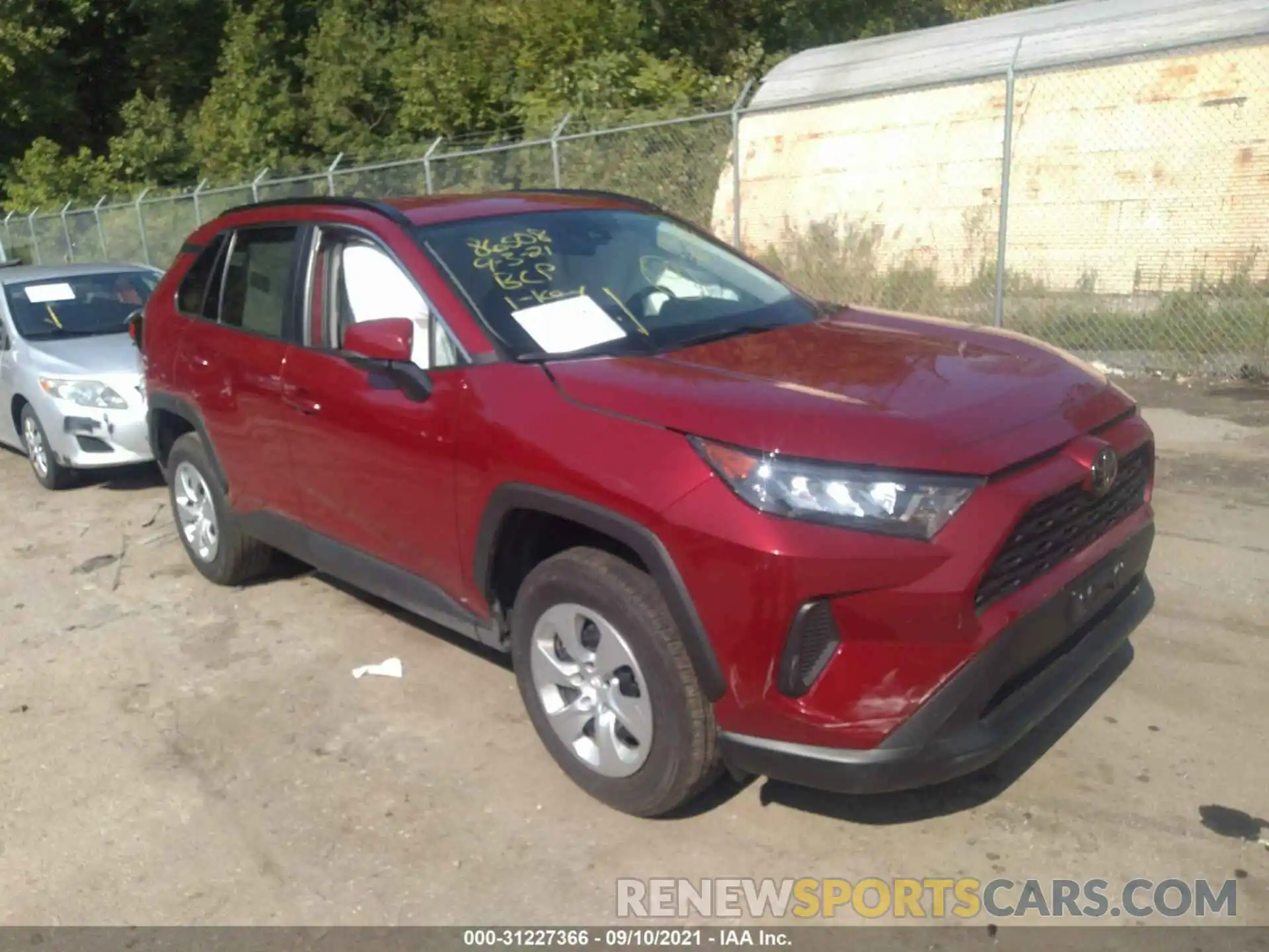 1 Photograph of a damaged car 2T3K1RFVXMC091763 TOYOTA RAV4 2021