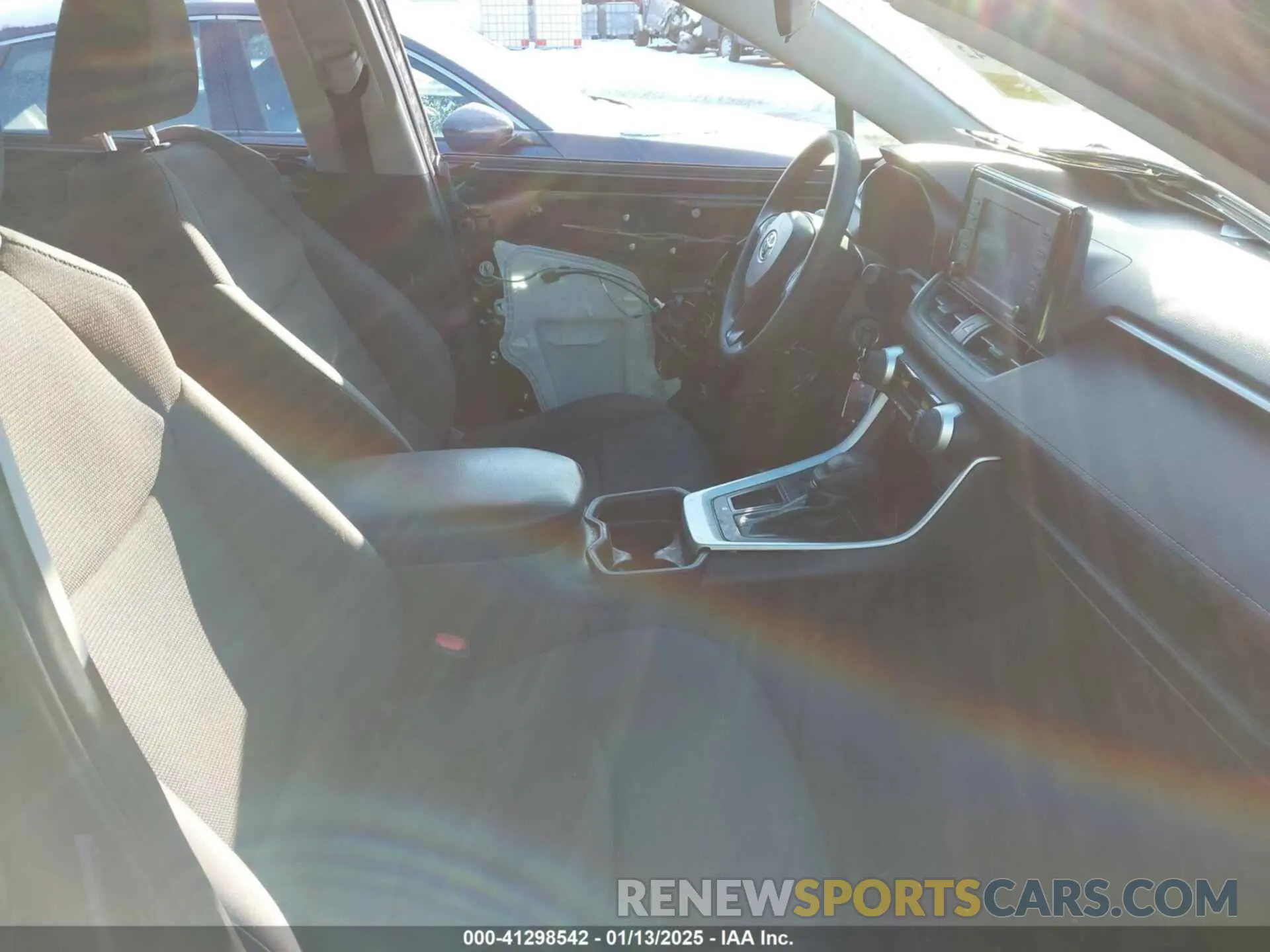 5 Photograph of a damaged car 2T3K1RFVXMW107264 TOYOTA RAV4 2021