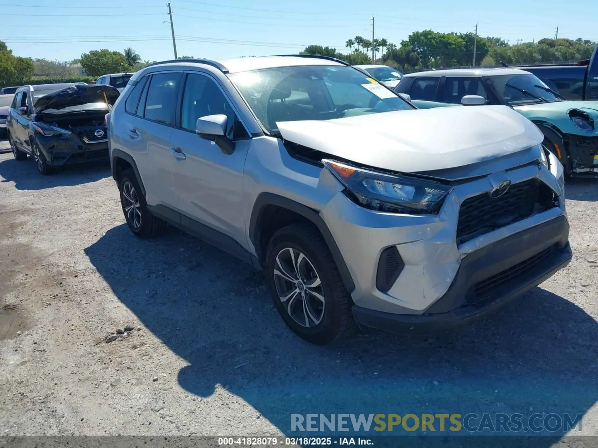 1 Photograph of a damaged car 2T3K1RFVXMW137445 TOYOTA RAV4 2021