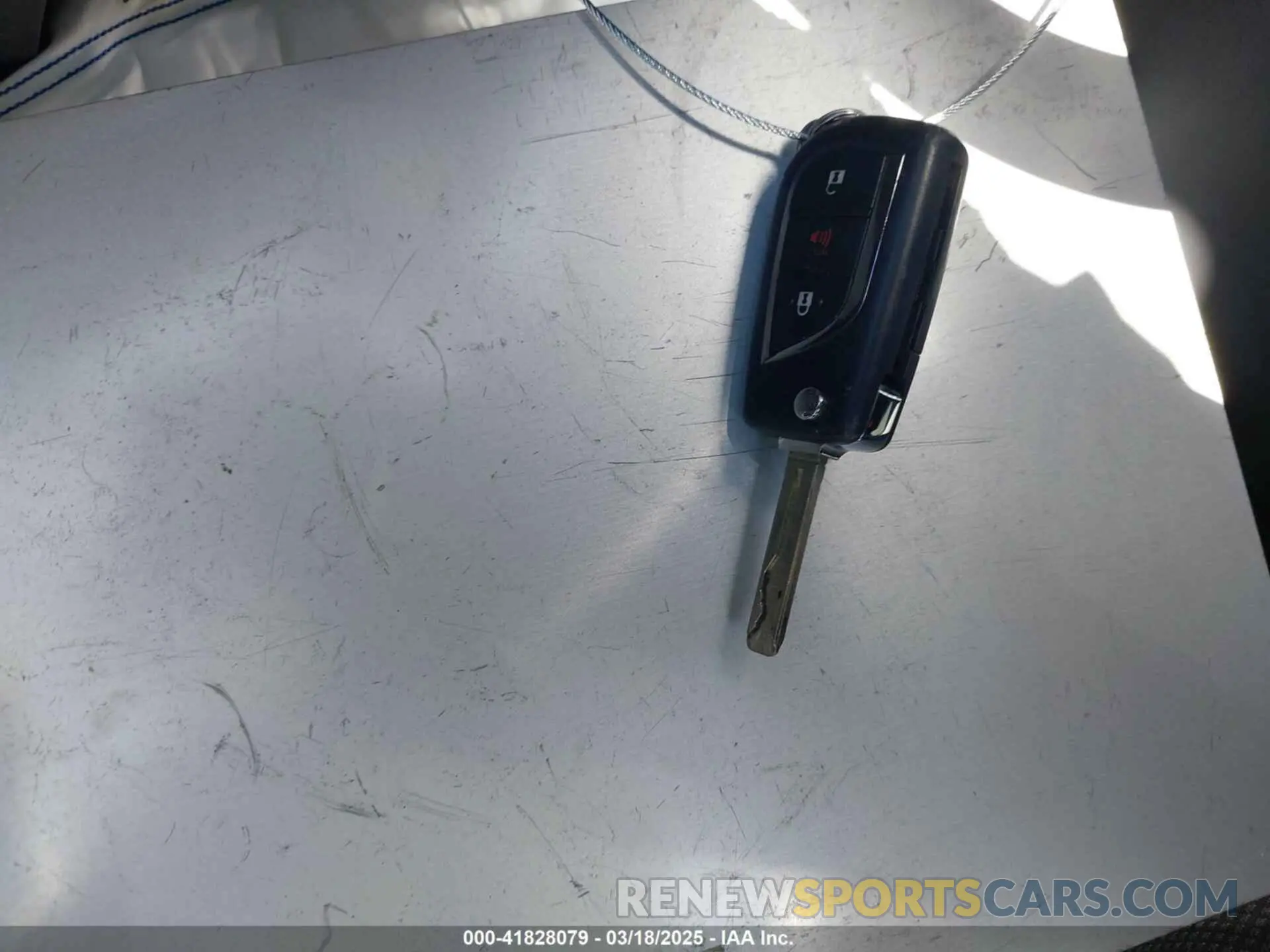 11 Photograph of a damaged car 2T3K1RFVXMW137445 TOYOTA RAV4 2021