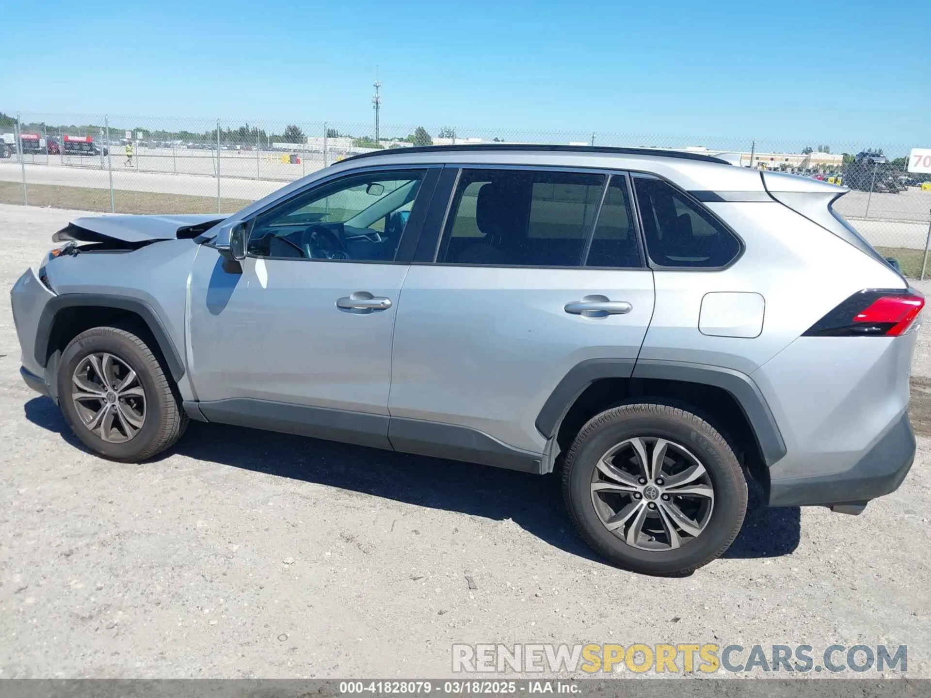 14 Photograph of a damaged car 2T3K1RFVXMW137445 TOYOTA RAV4 2021