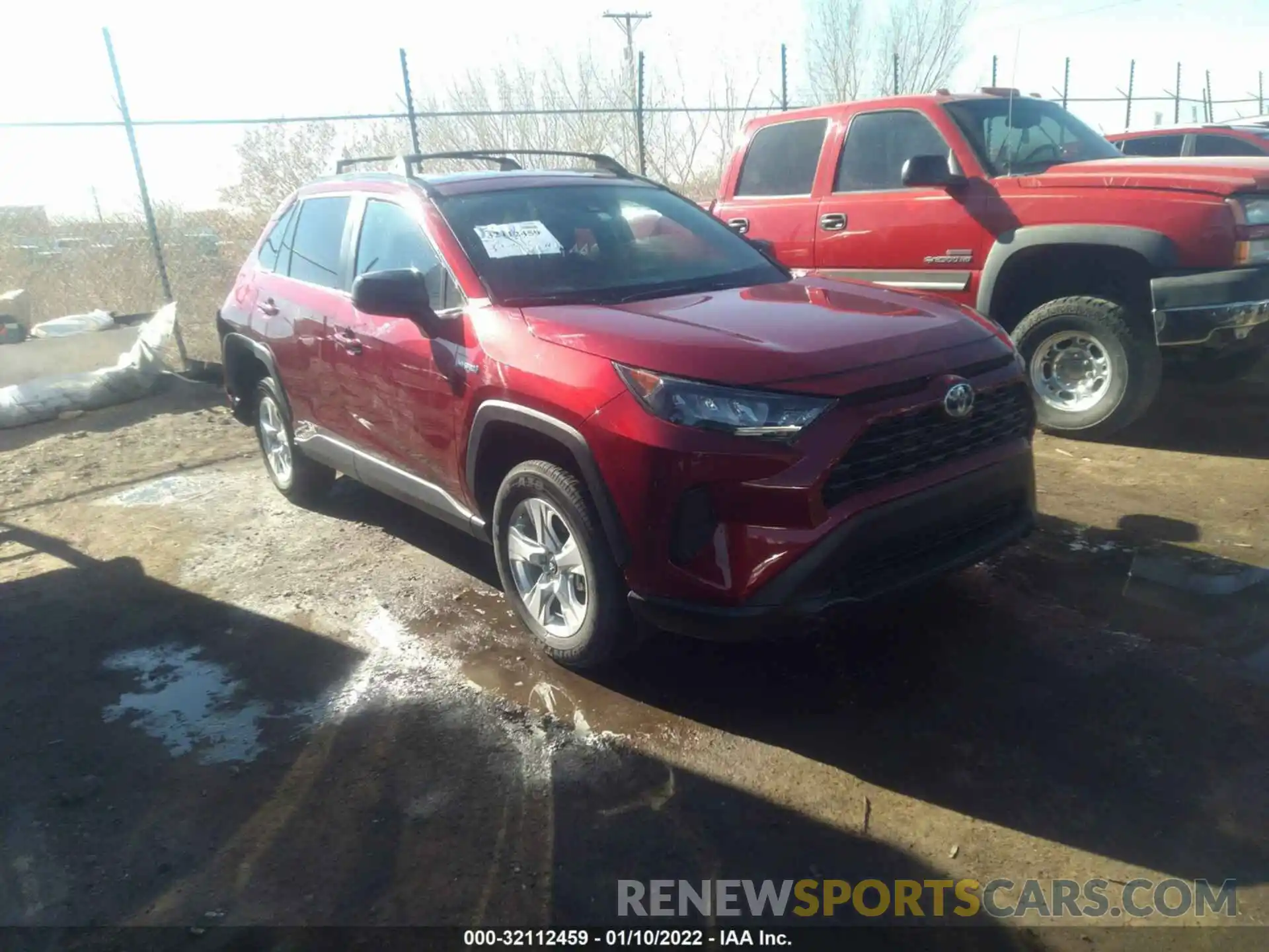 1 Photograph of a damaged car 2T3L6RFV6MW010732 TOYOTA RAV4 2021