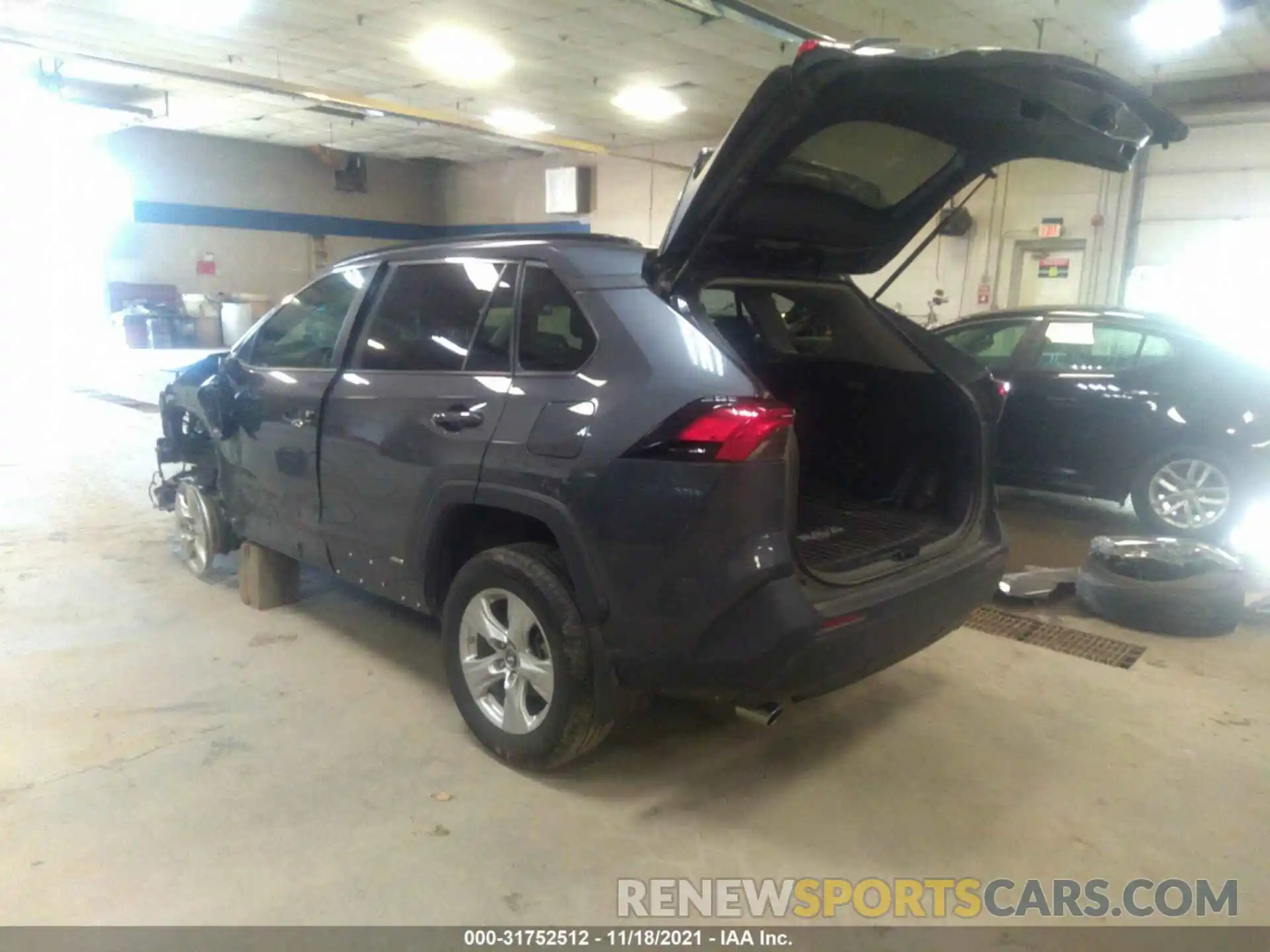 3 Photograph of a damaged car 2T3L6RFV7MW005345 TOYOTA RAV4 2021