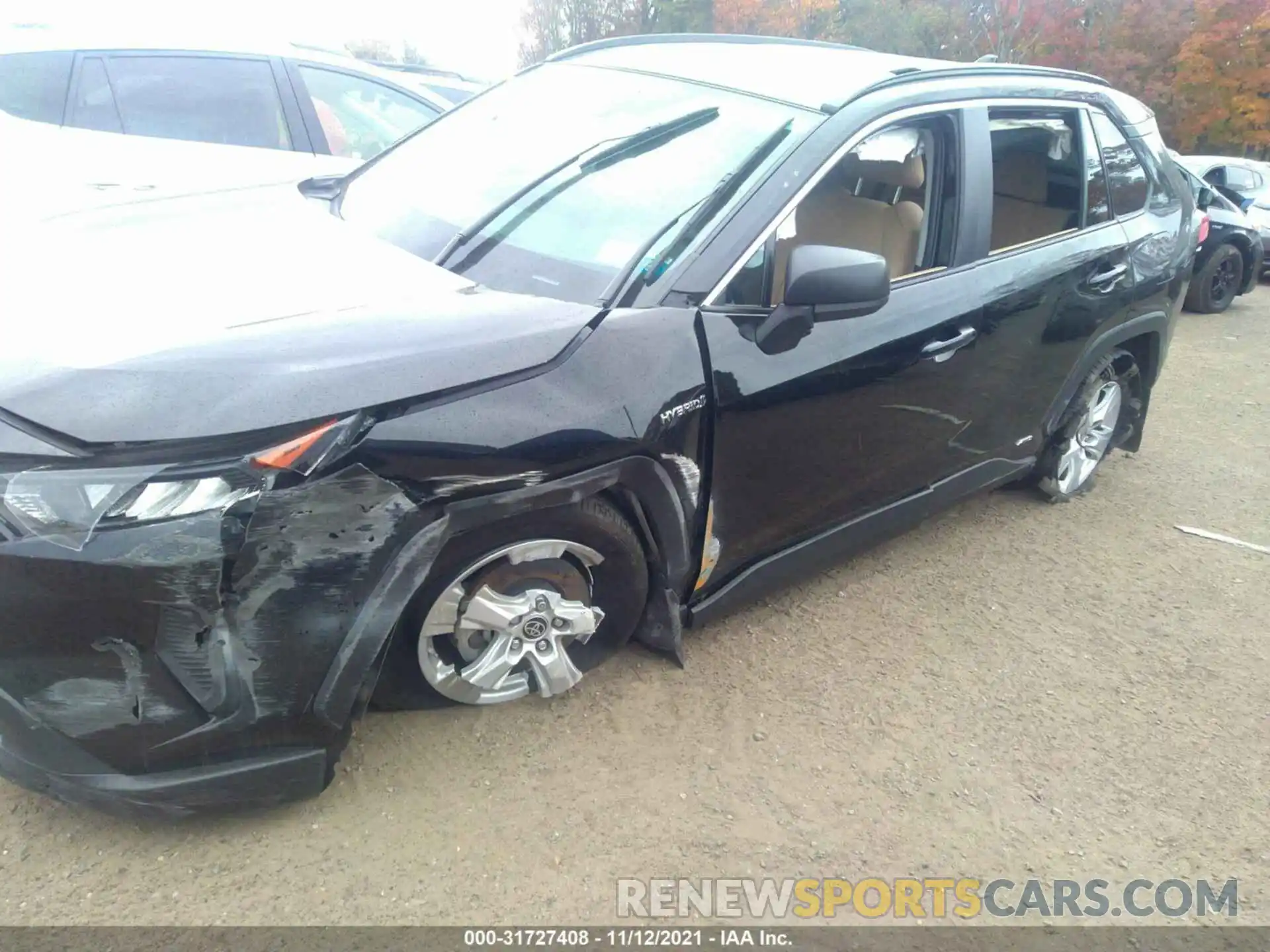 6 Photograph of a damaged car 2T3L6RFV9MW011356 TOYOTA RAV4 2021