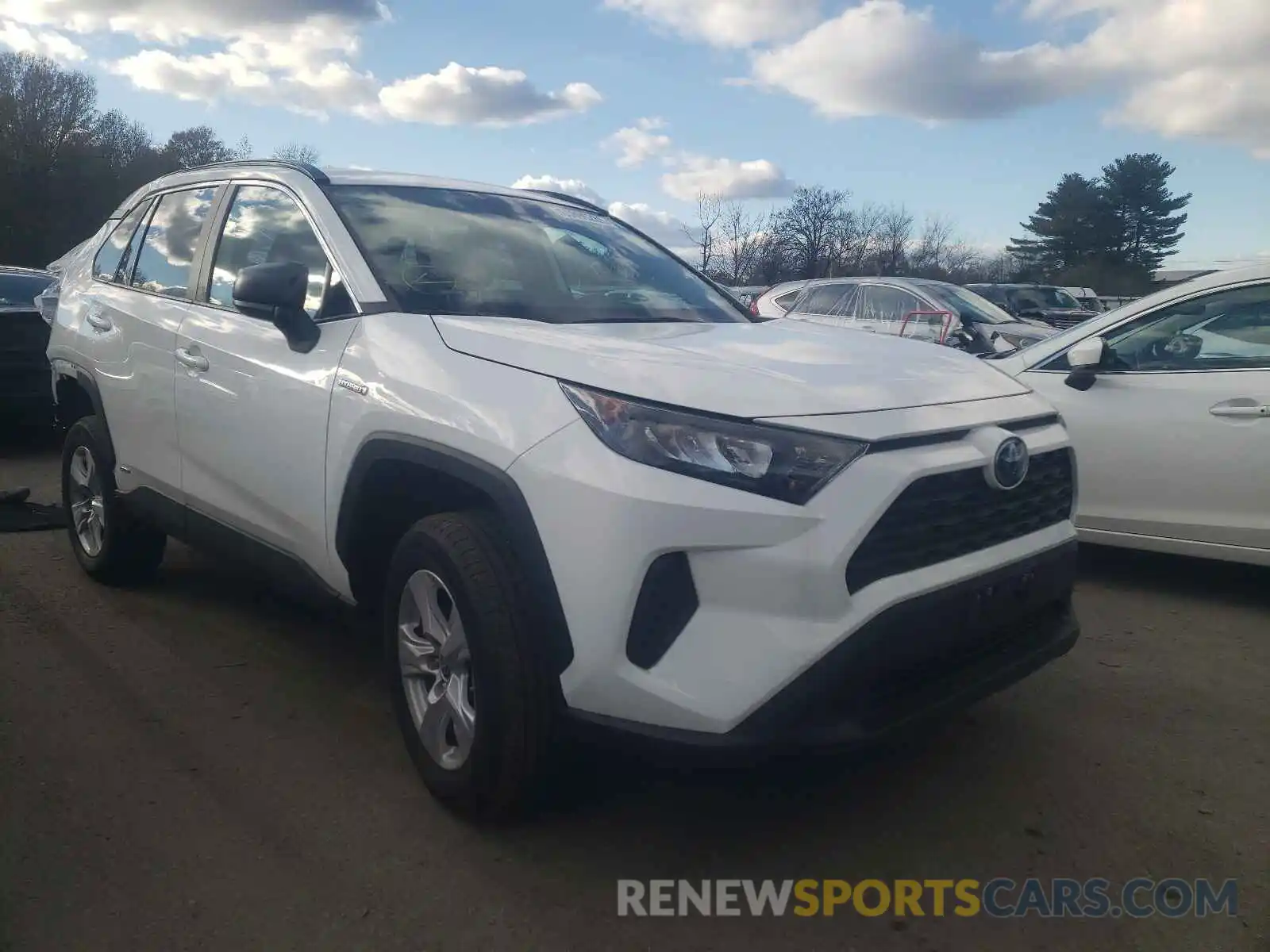 1 Photograph of a damaged car 2T3LWRFV1MW120278 TOYOTA RAV4 2021