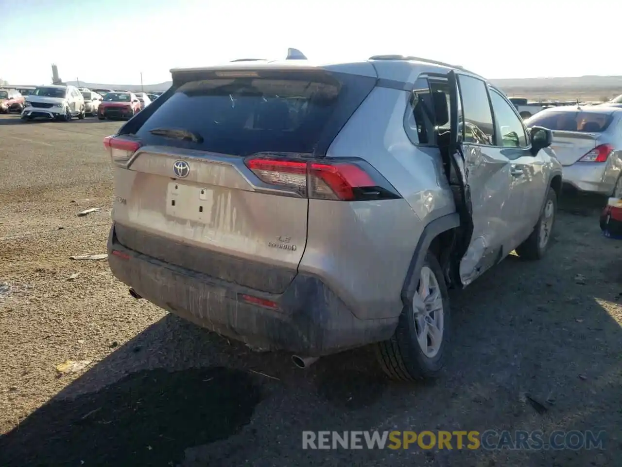 4 Photograph of a damaged car 2T3LWRFV7MW127641 TOYOTA RAV4 2021