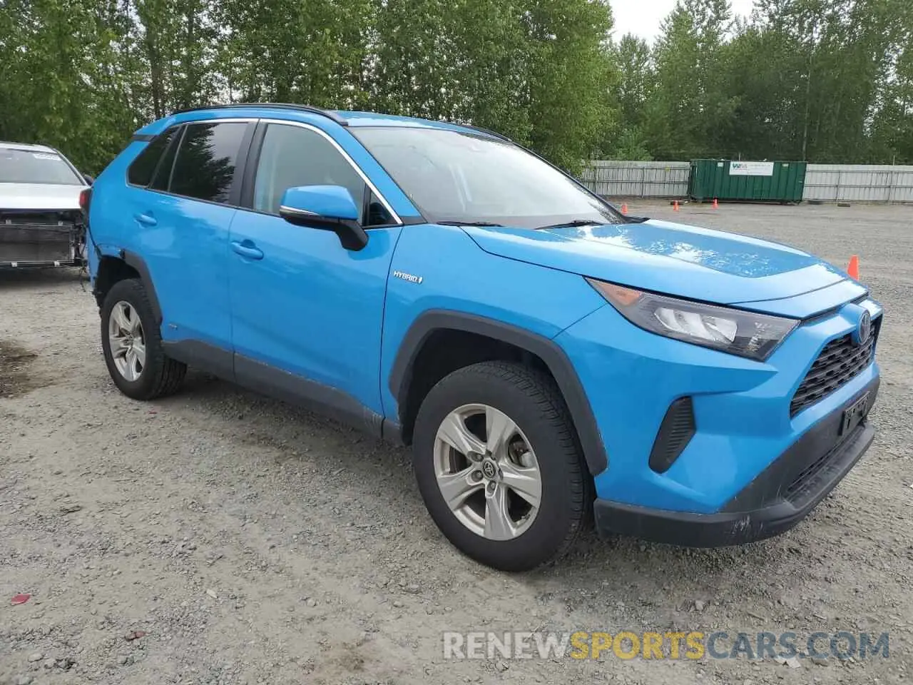 4 Photograph of a damaged car 2T3M6RFV0MW018636 TOYOTA RAV4 2021