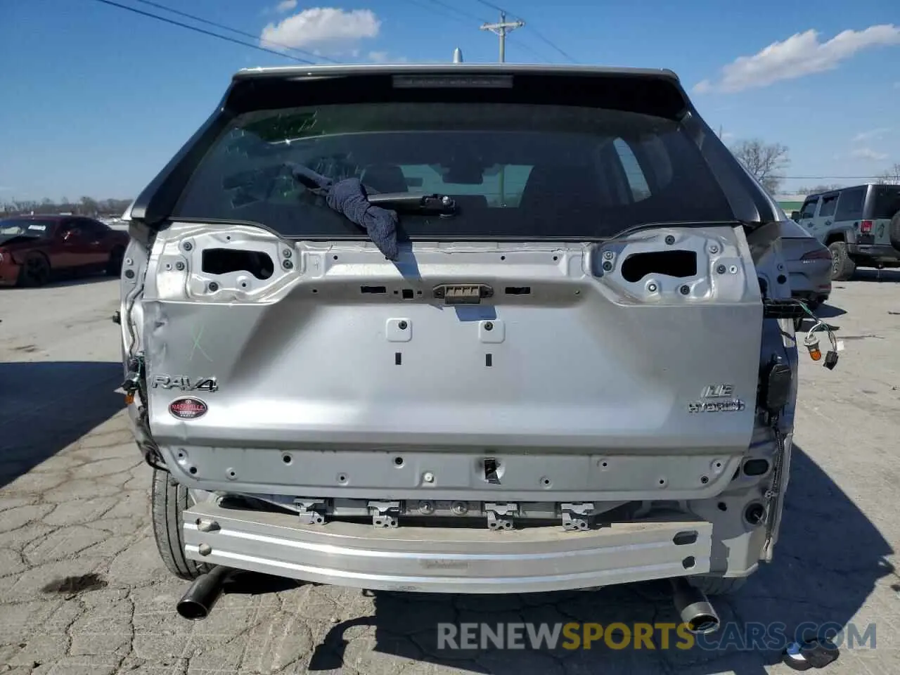 6 Photograph of a damaged car 2T3M6RFV2MW013499 TOYOTA RAV4 2021