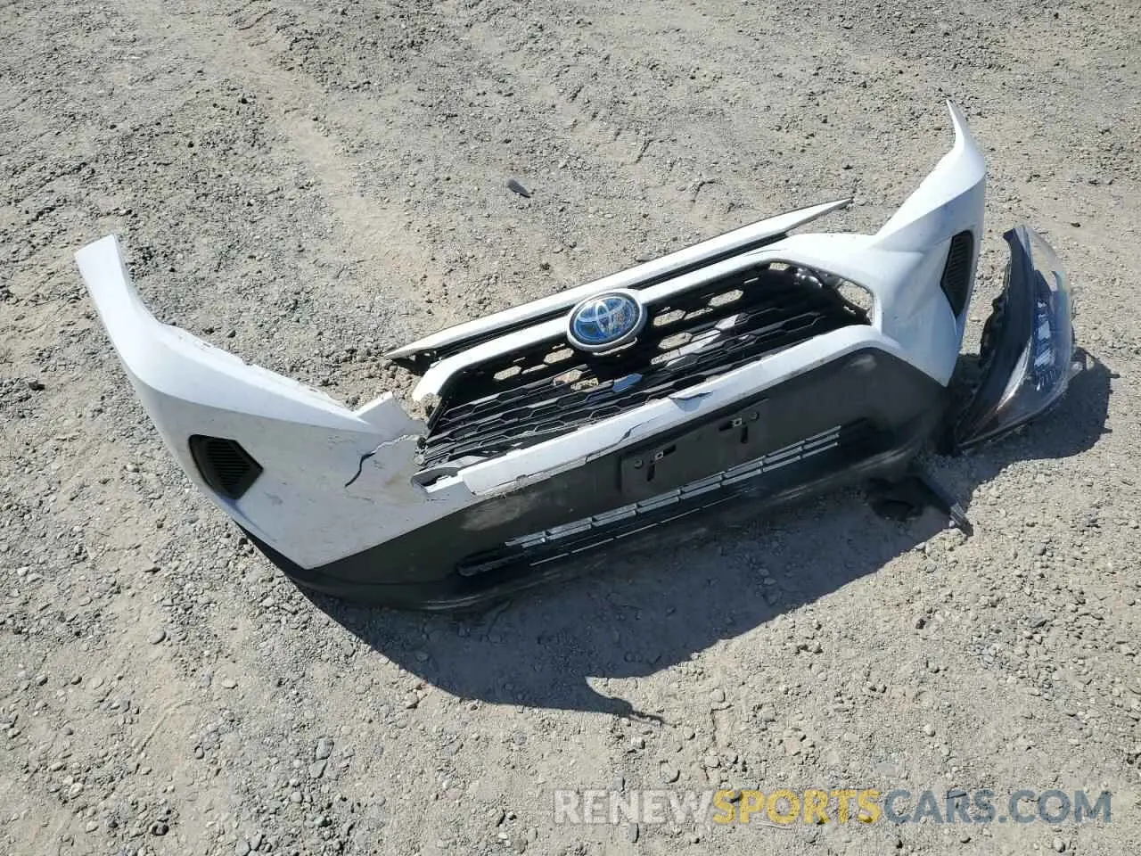 12 Photograph of a damaged car 2T3M6RFV8MW015452 TOYOTA RAV4 2021