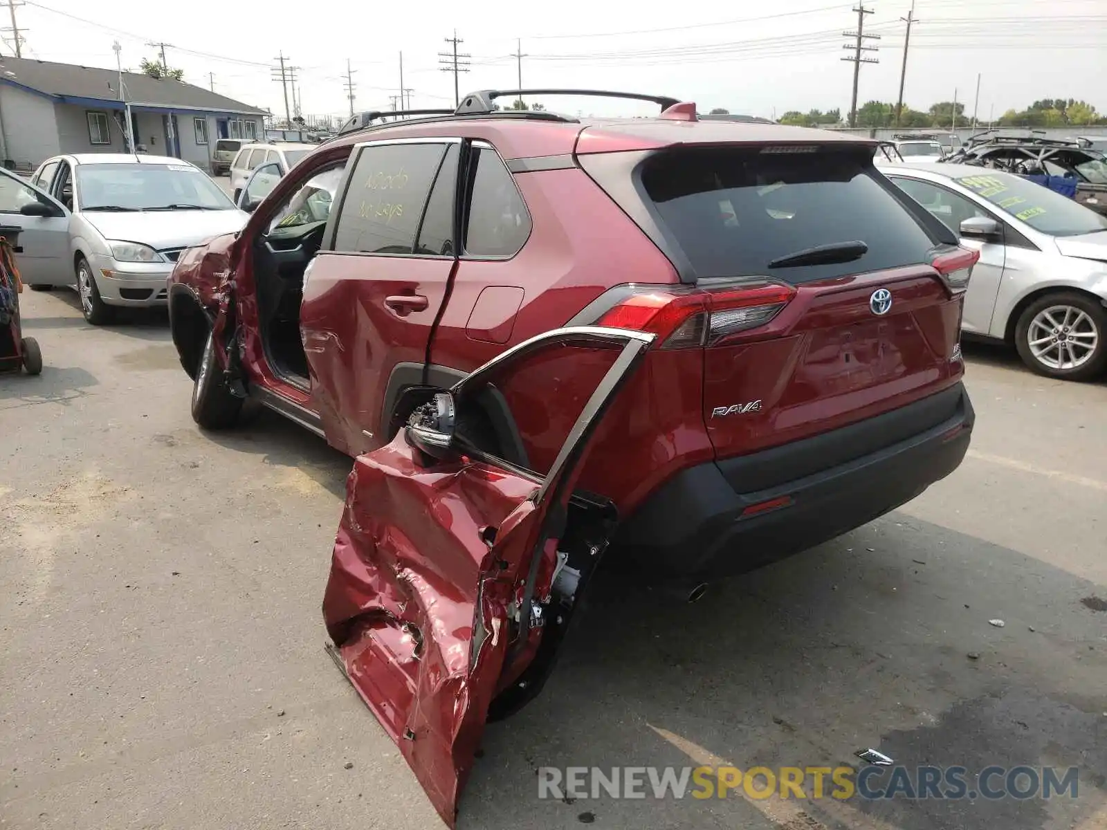 3 Photograph of a damaged car 2T3M6RFV8MW016195 TOYOTA RAV4 2021