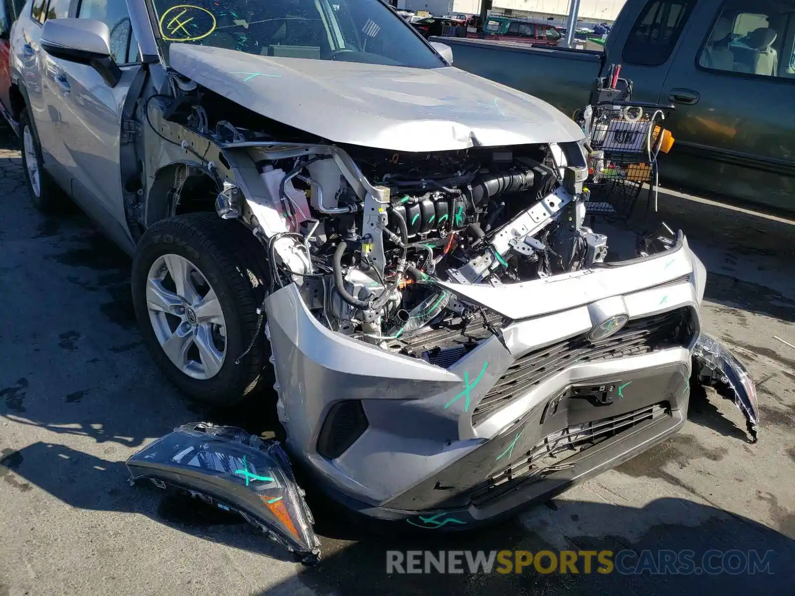 9 Photograph of a damaged car 2T3M6RFV8MW017699 TOYOTA RAV4 2021