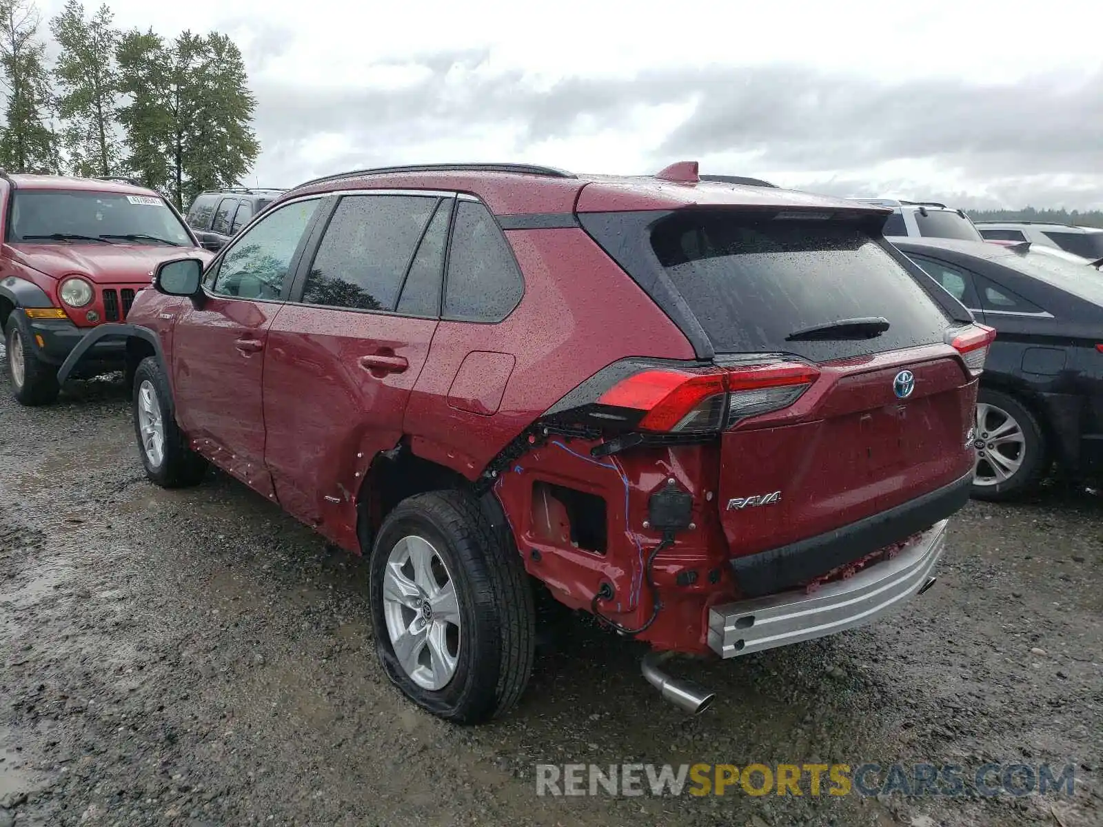 3 Photograph of a damaged car 2T3M6RFV9MW018103 TOYOTA RAV4 2021