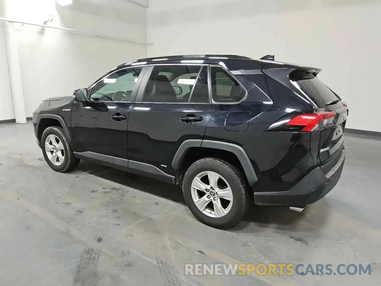 2 Photograph of a damaged car 2T3MWRFV3MW111697 TOYOTA RAV4 2021