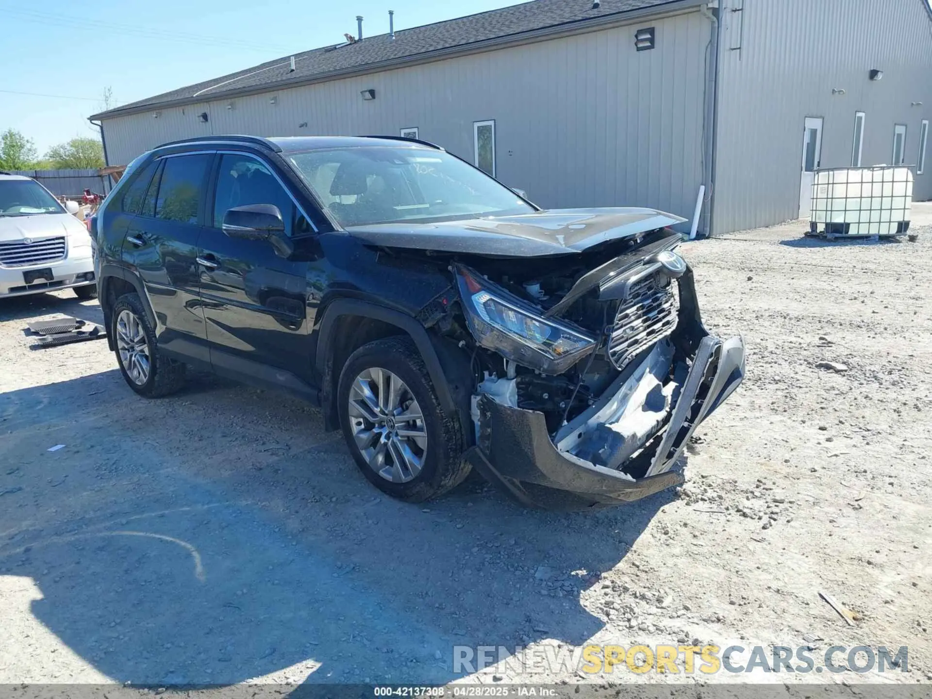 1 Photograph of a damaged car 2T3N1RFV2MC237098 TOYOTA RAV4 2021