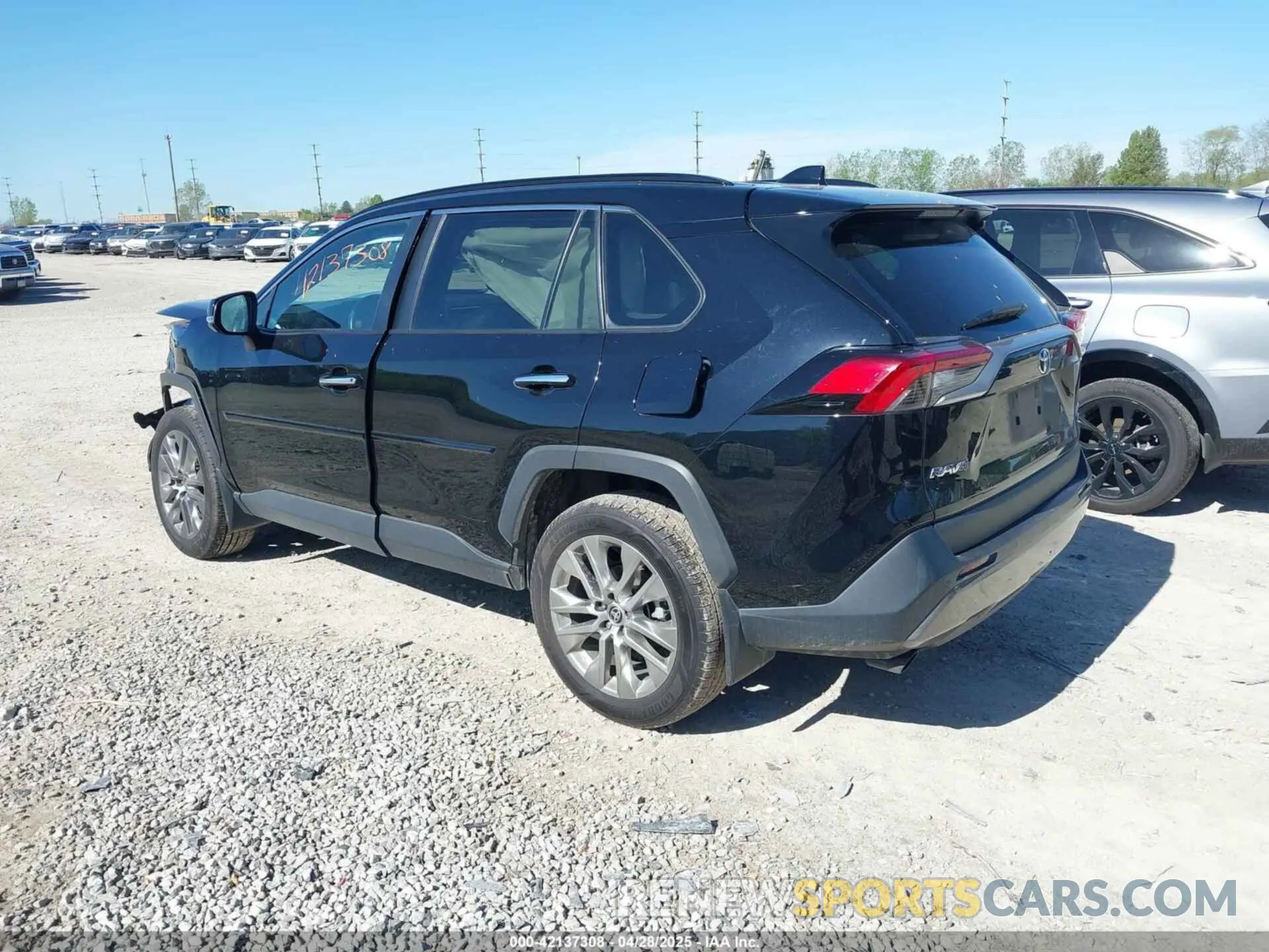 3 Photograph of a damaged car 2T3N1RFV2MC237098 TOYOTA RAV4 2021