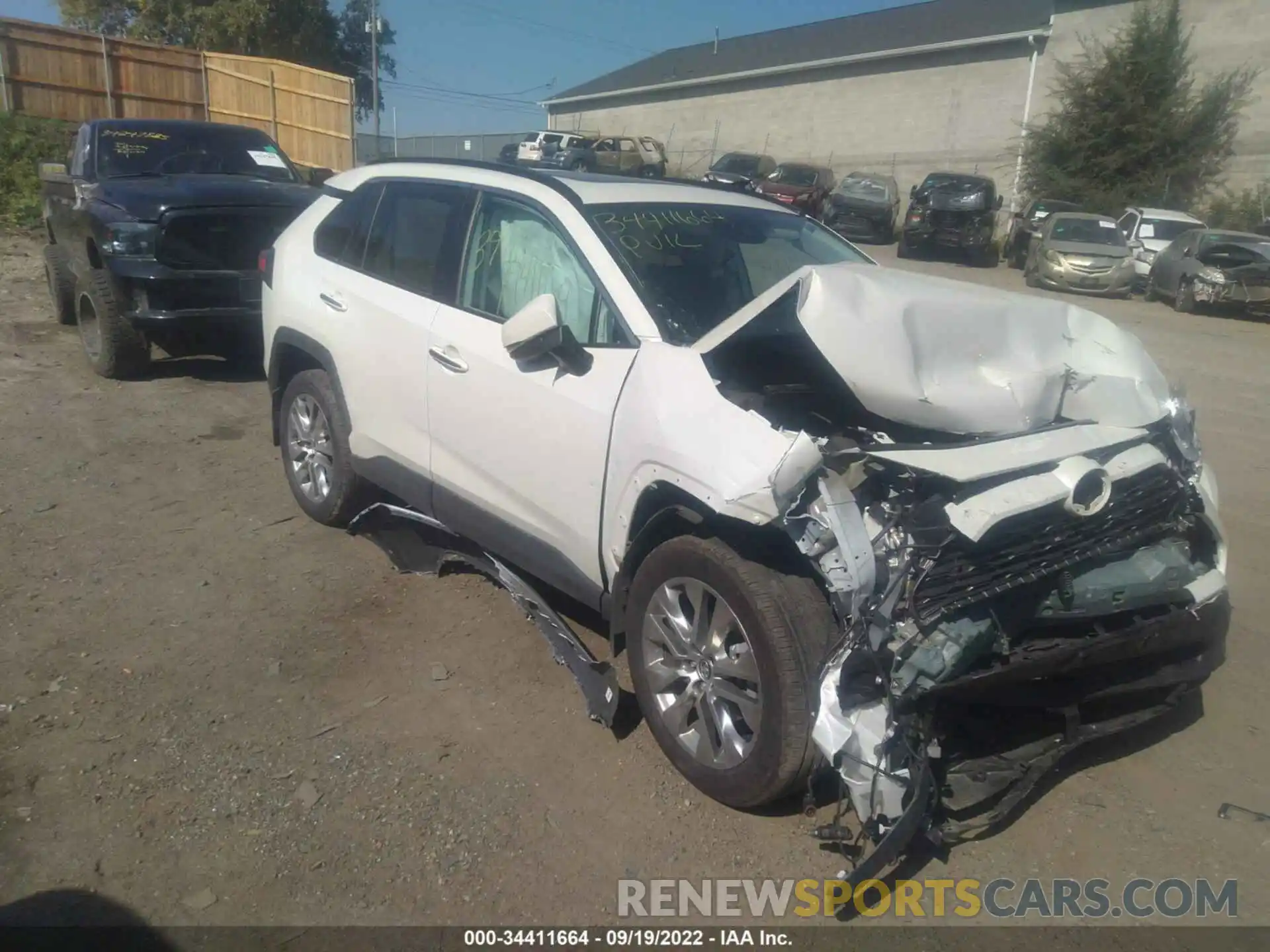 1 Photograph of a damaged car 2T3N1RFV3MW165312 TOYOTA RAV4 2021