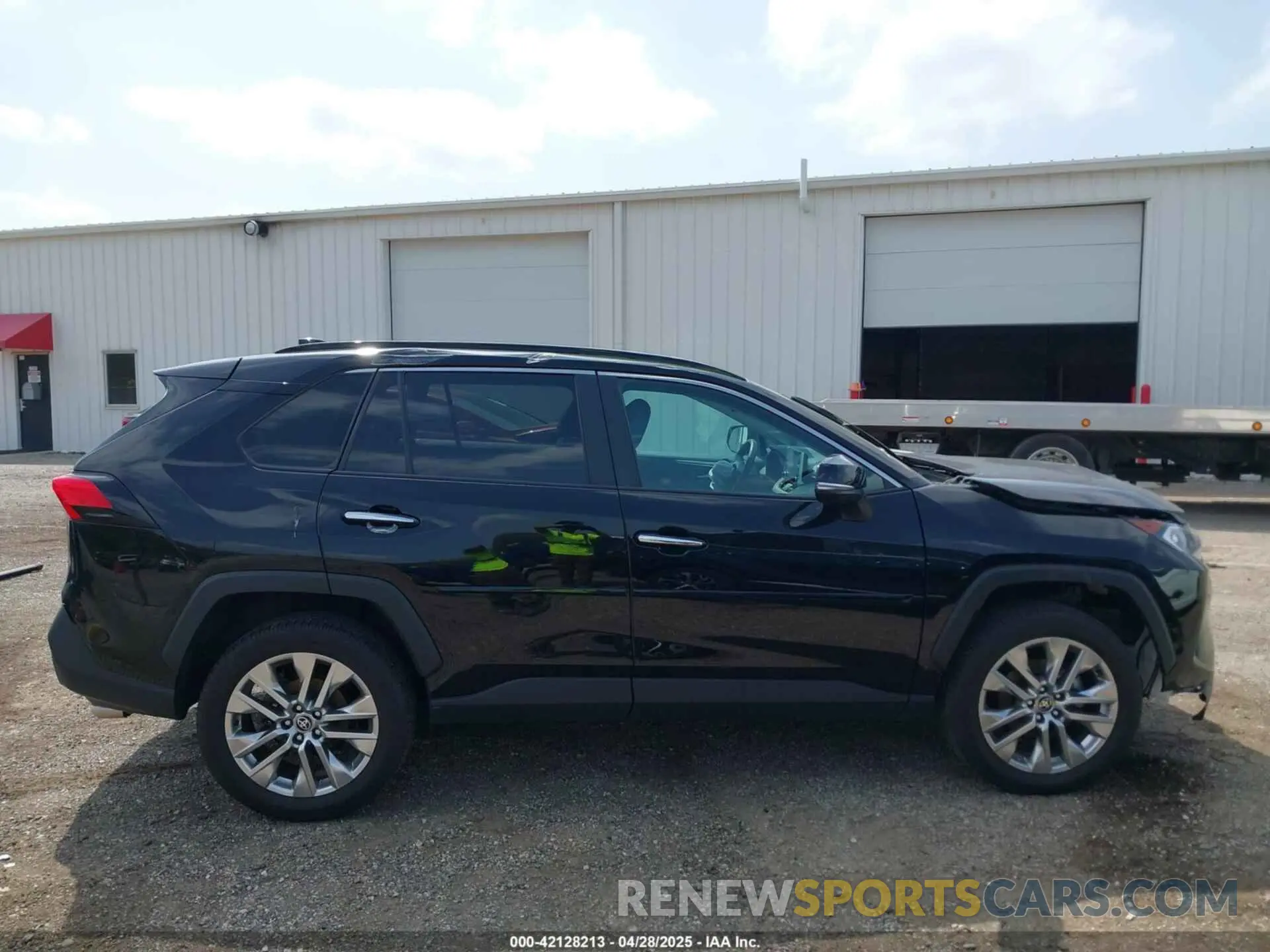 13 Photograph of a damaged car 2T3N1RFV5MC234471 TOYOTA RAV4 2021