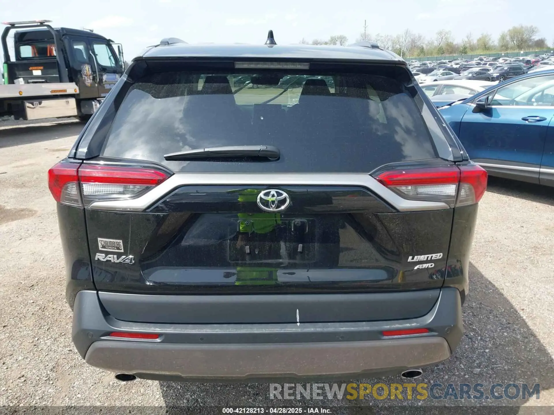 16 Photograph of a damaged car 2T3N1RFV5MC234471 TOYOTA RAV4 2021
