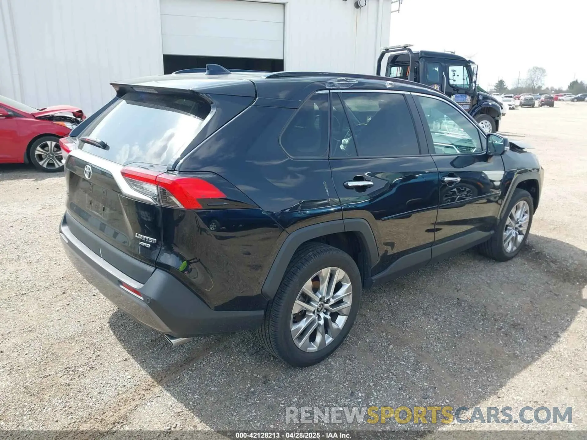 4 Photograph of a damaged car 2T3N1RFV5MC234471 TOYOTA RAV4 2021