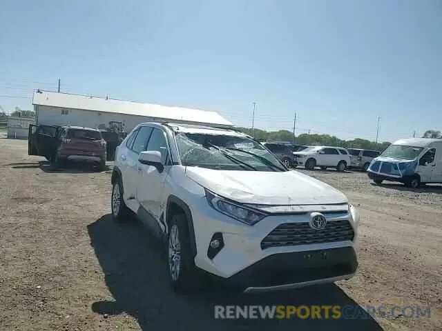 14 Photograph of a damaged car 2T3N1RFV5MW207673 TOYOTA RAV4 2021