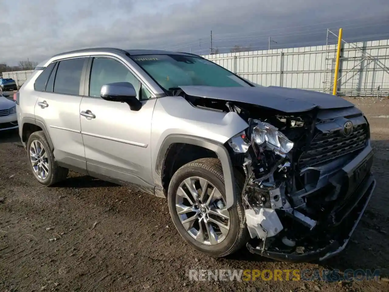 1 Photograph of a damaged car 2T3N1RFV6MC253966 TOYOTA RAV4 2021