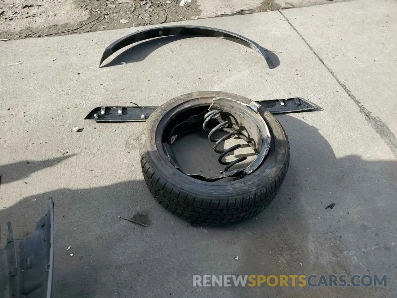 13 Photograph of a damaged car 2T3N1RFV8MW229912 TOYOTA RAV4 2021