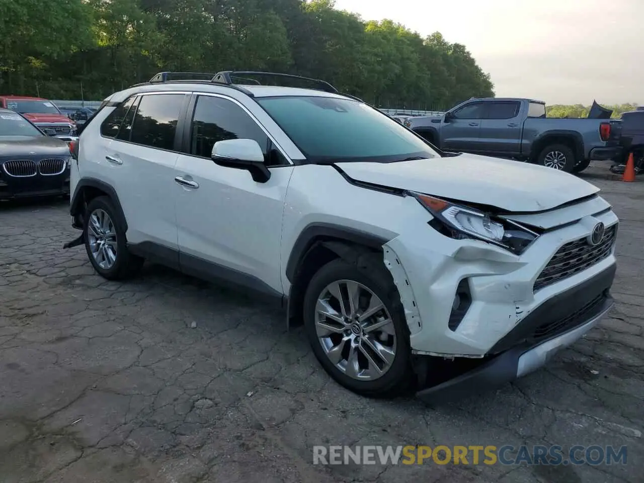 4 Photograph of a damaged car 2T3N1RFVXMW160351 TOYOTA RAV4 2021