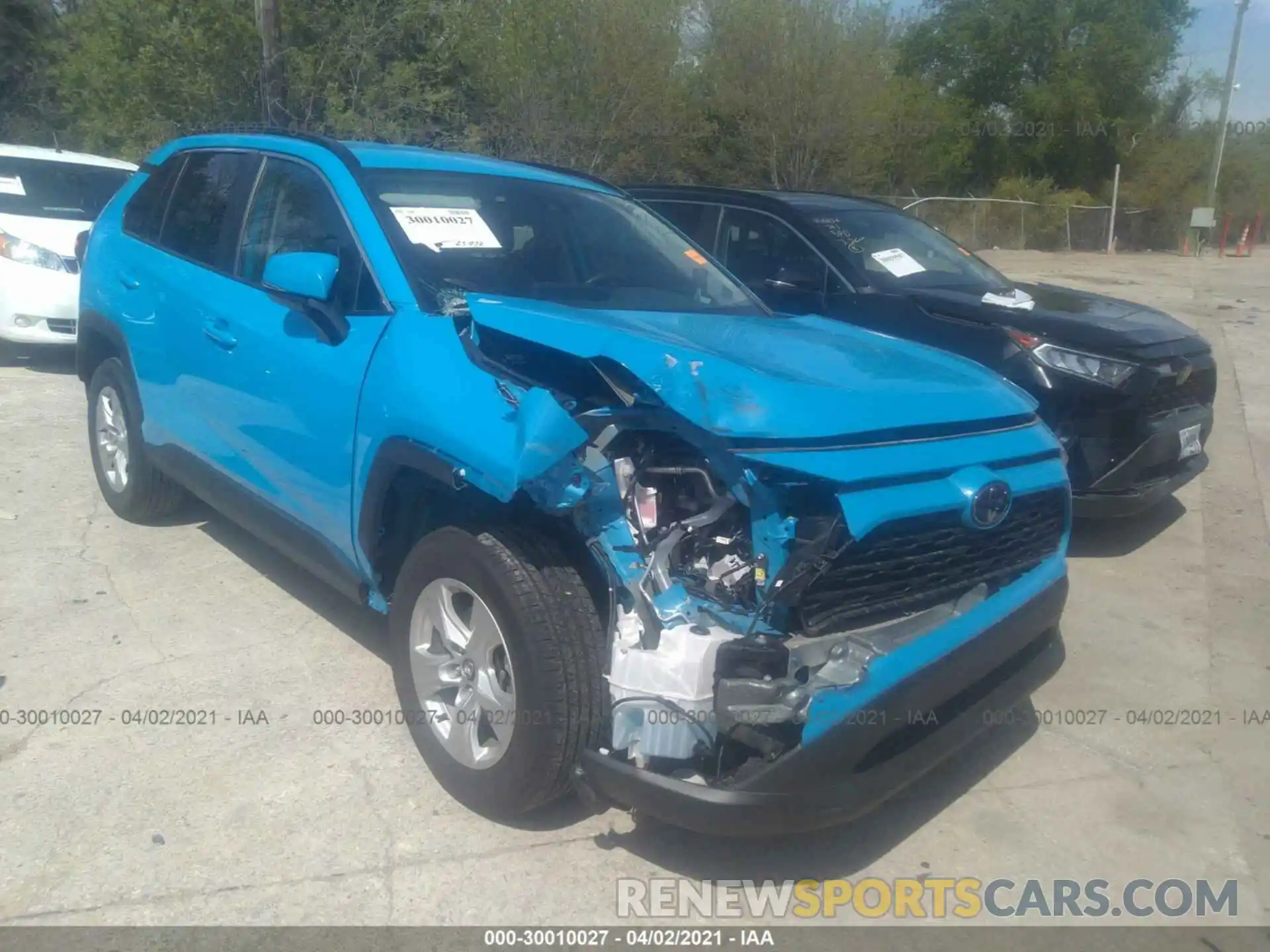 1 Photograph of a damaged car 2T3P1RFV0MC143102 TOYOTA RAV4 2021