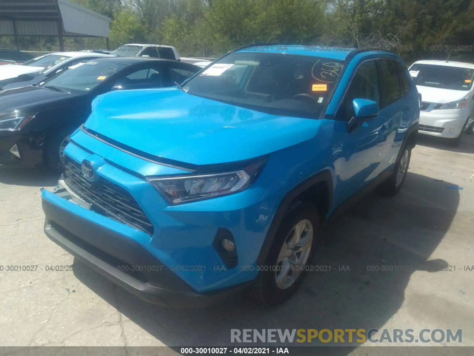 2 Photograph of a damaged car 2T3P1RFV0MC143102 TOYOTA RAV4 2021