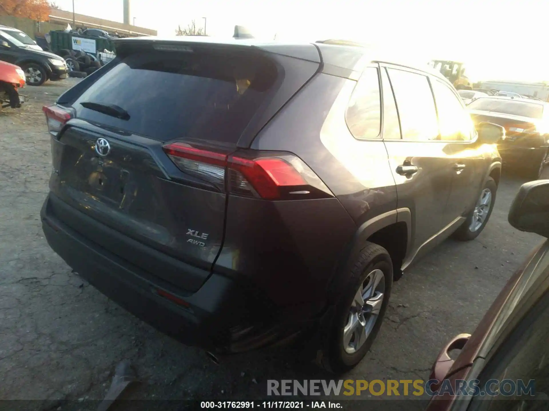 4 Photograph of a damaged car 2T3P1RFV0MC145237 TOYOTA RAV4 2021