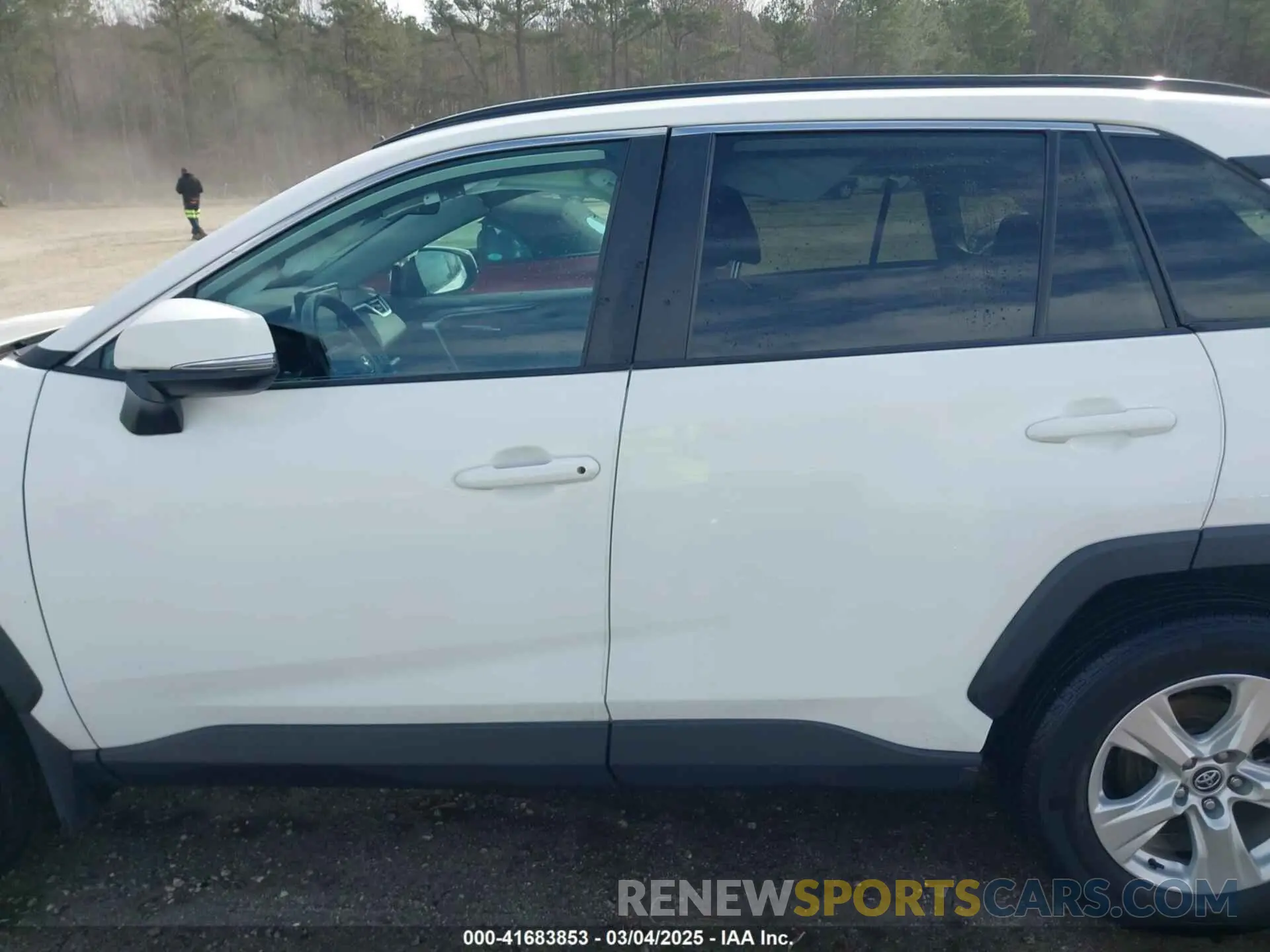 13 Photograph of a damaged car 2T3P1RFV0MC153905 TOYOTA RAV4 2021