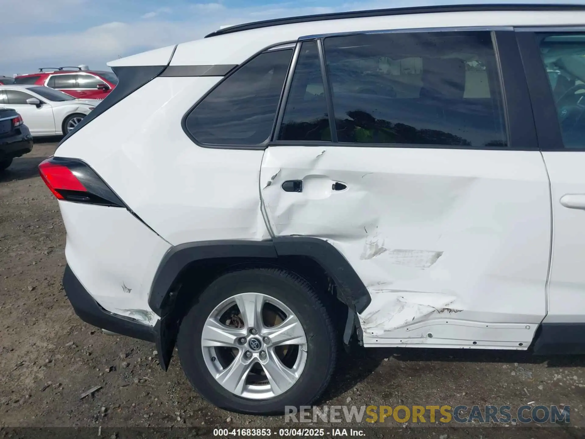 6 Photograph of a damaged car 2T3P1RFV0MC153905 TOYOTA RAV4 2021