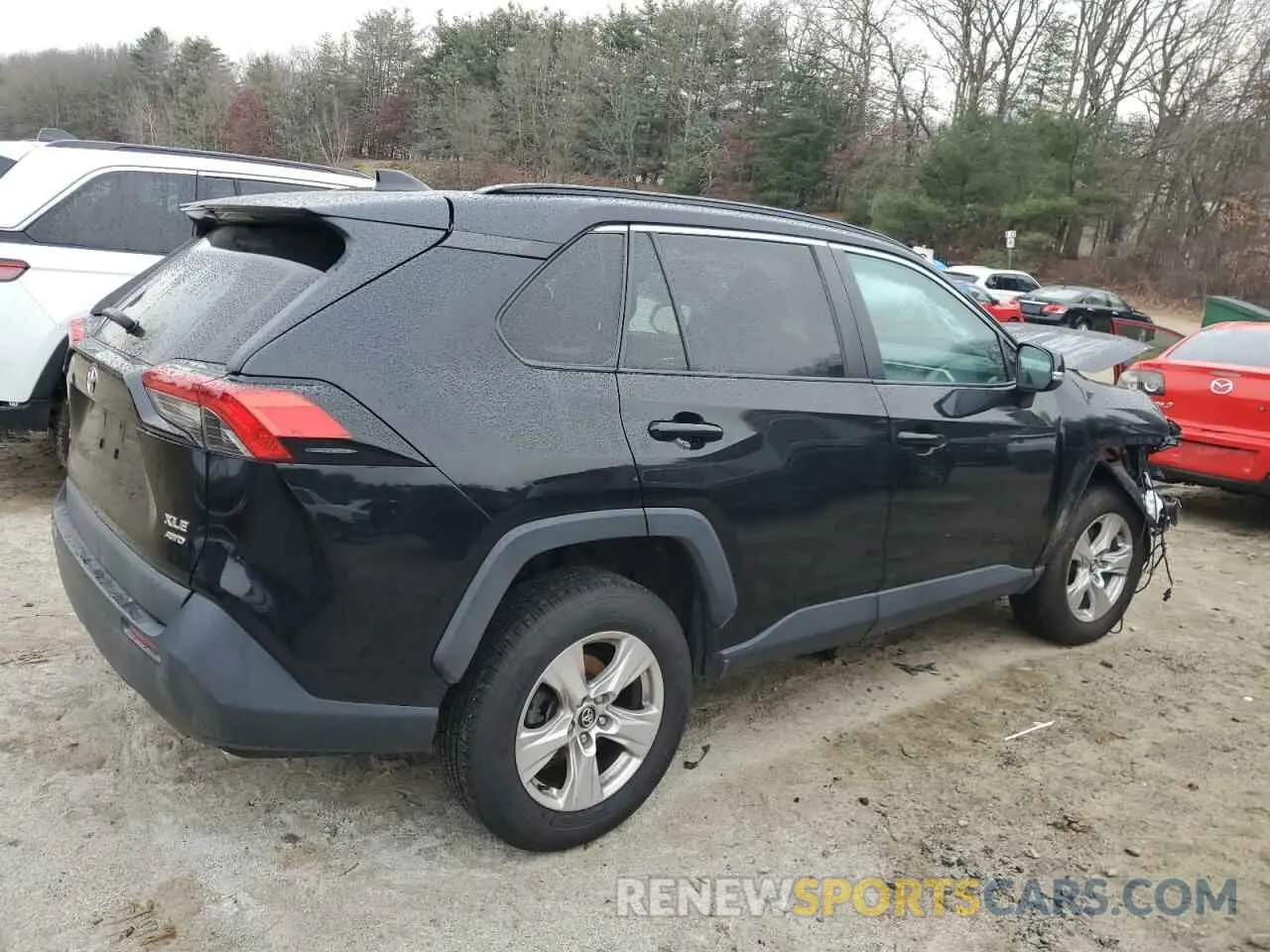 3 Photograph of a damaged car 2T3P1RFV0MC154519 TOYOTA RAV4 2021
