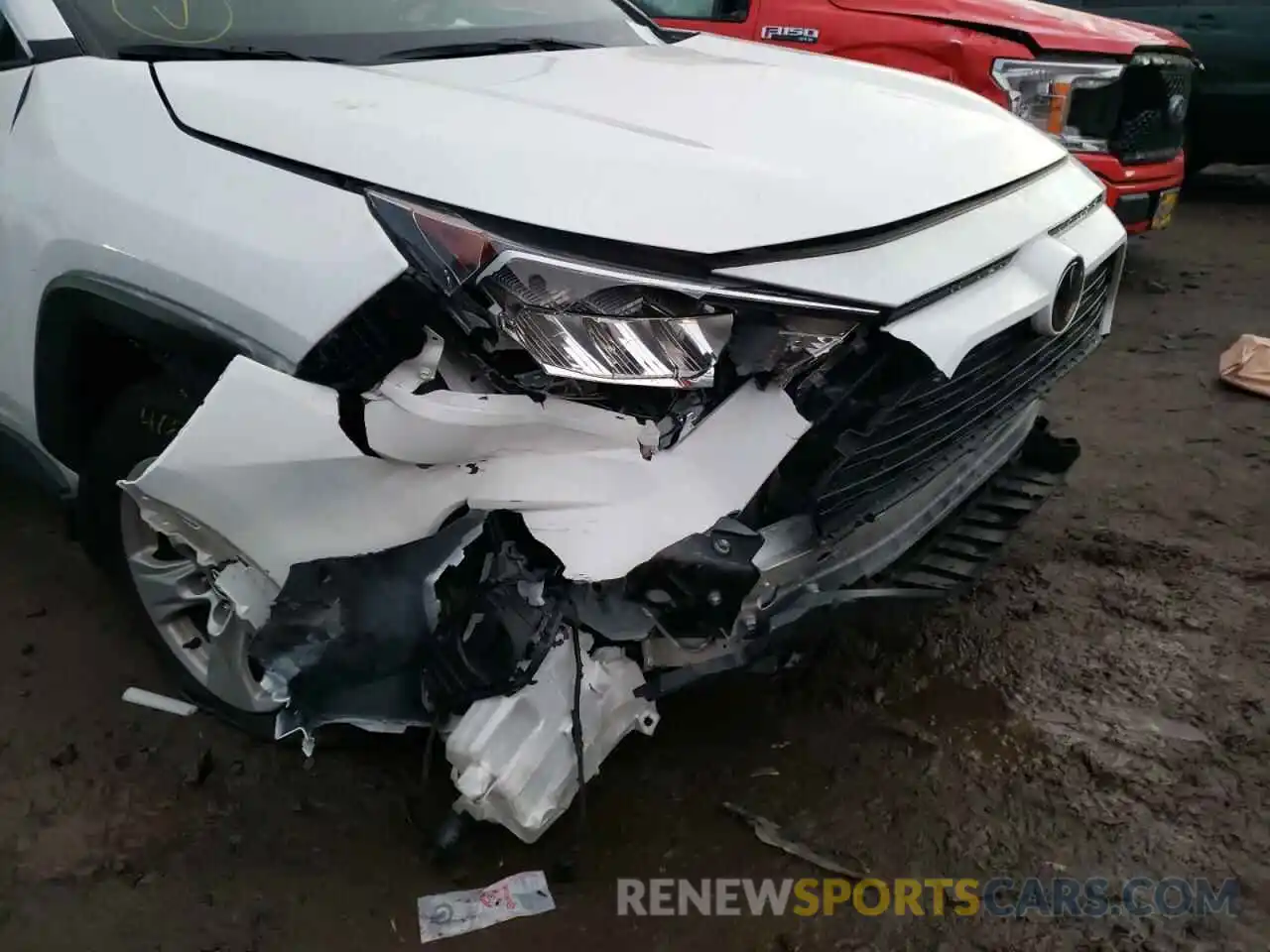 9 Photograph of a damaged car 2T3P1RFV0MC157825 TOYOTA RAV4 2021