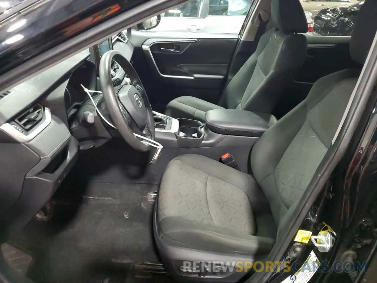 7 Photograph of a damaged car 2T3P1RFV0MC173345 TOYOTA RAV4 2021