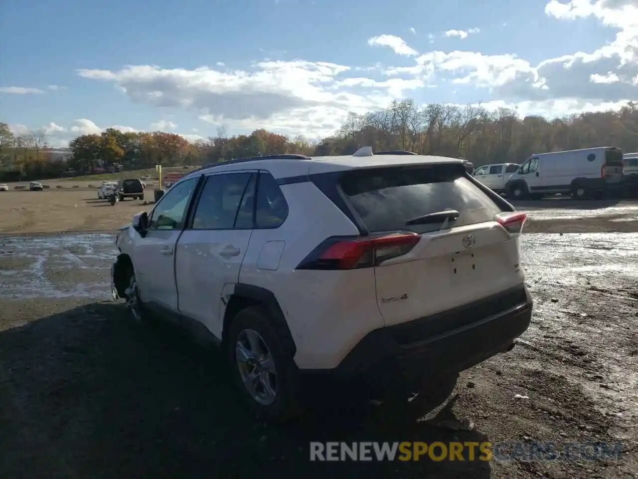 3 Photograph of a damaged car 2T3P1RFV0MC179551 TOYOTA RAV4 2021